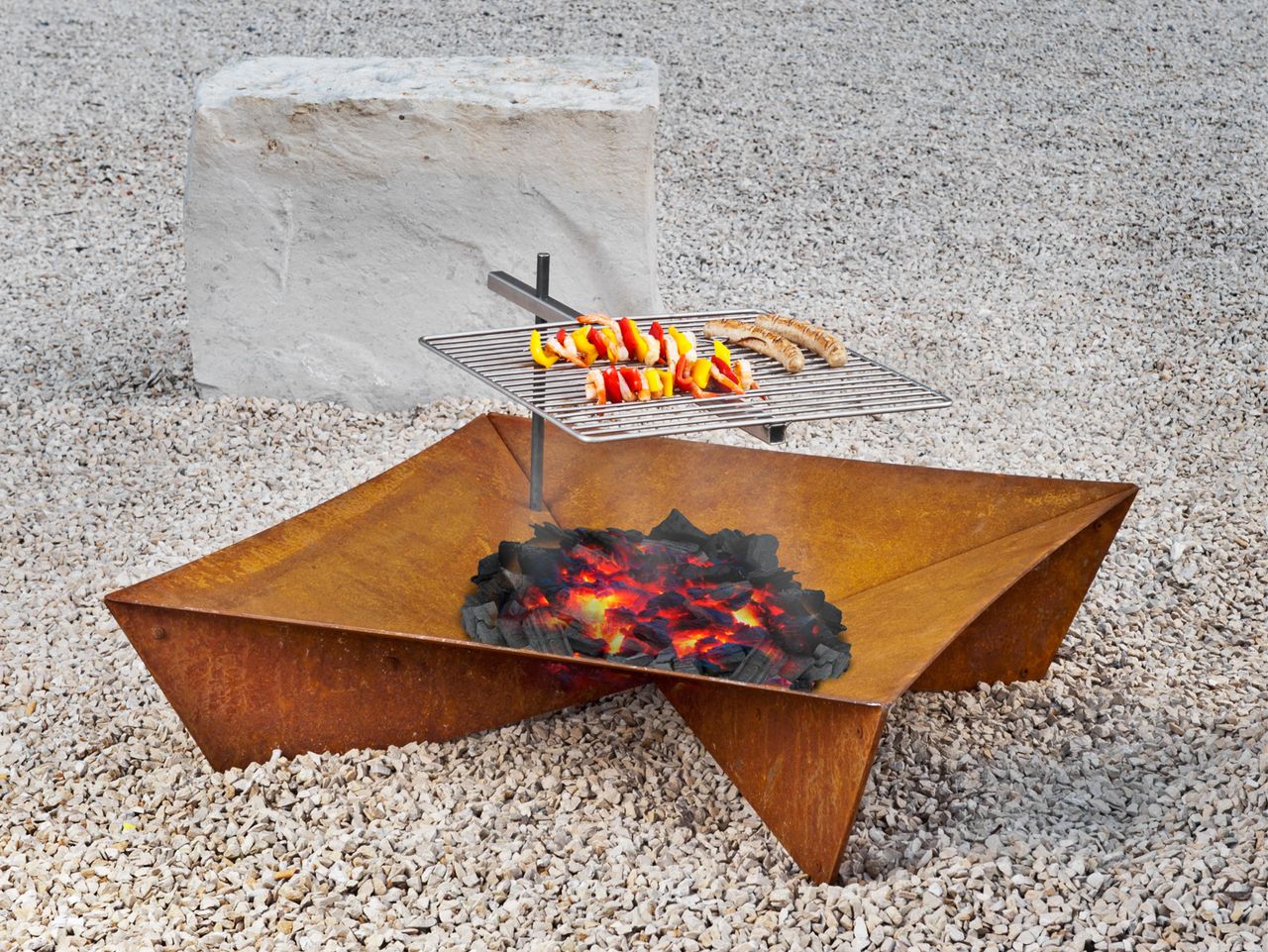 Keilbach Designprodukte Keilbach Feuerstelle, 80 x 80 x 22 cm, Stahl