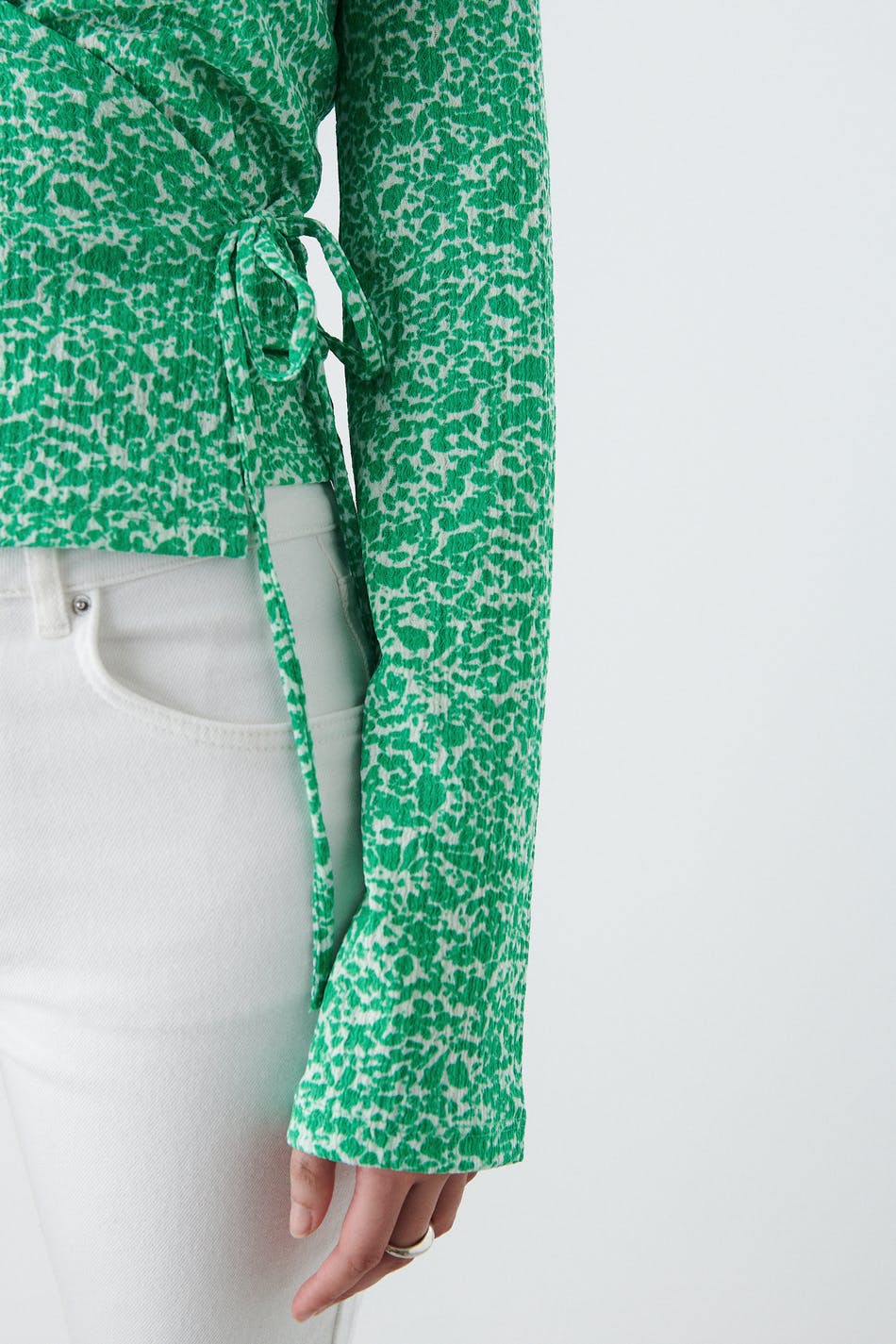 Naomi wrap top