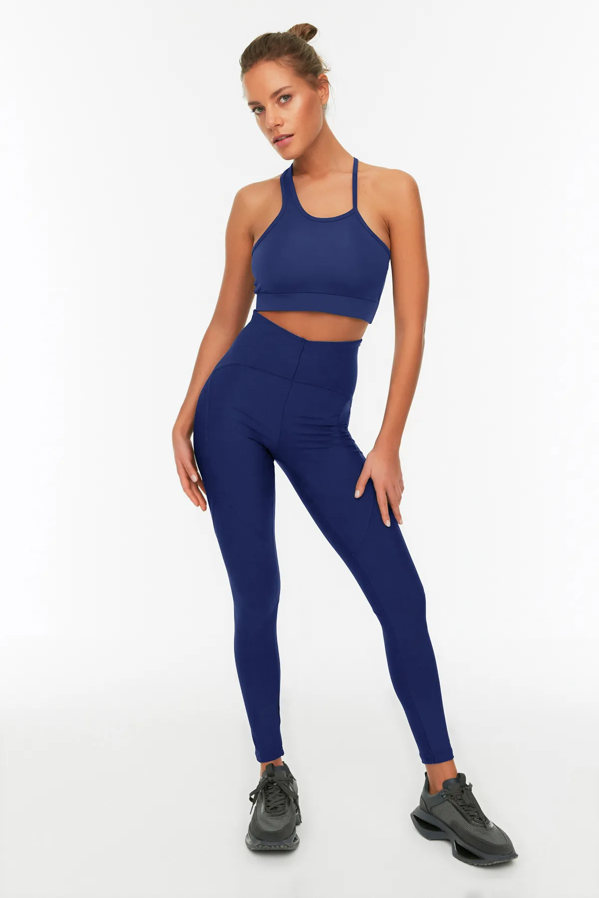 Trendyol Collection  Marineblaue Recovery-Sportleggings in voller Länge aus Strick TWOSS21TA0023