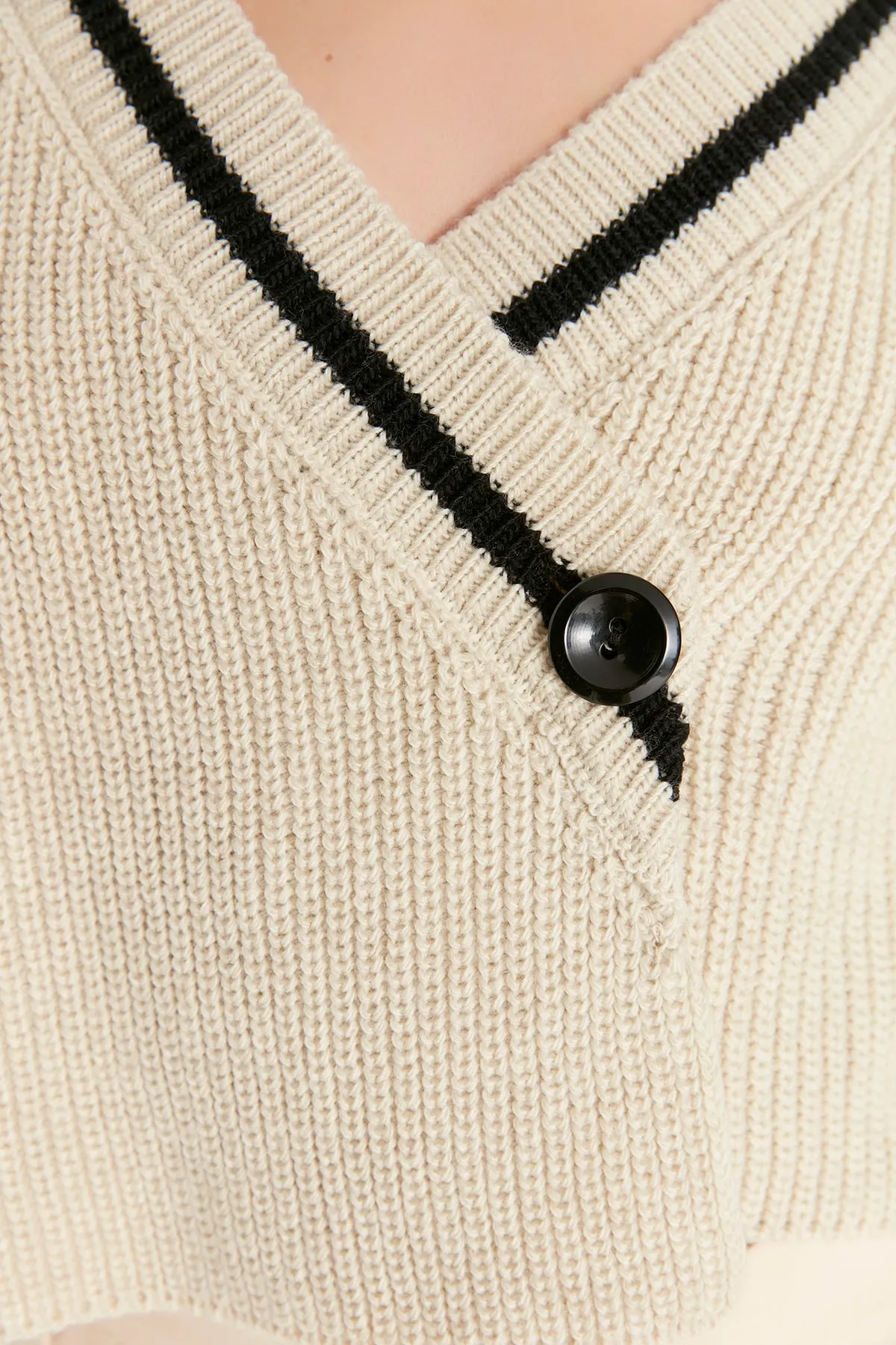 Trendyol Collection  Stone Crop Strick-Cardigan mit Farbblockdesign TWOAW23HI00366