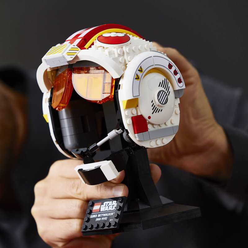 75327 Le casque Red Five de Luke Skywalker LEGO Star Wars