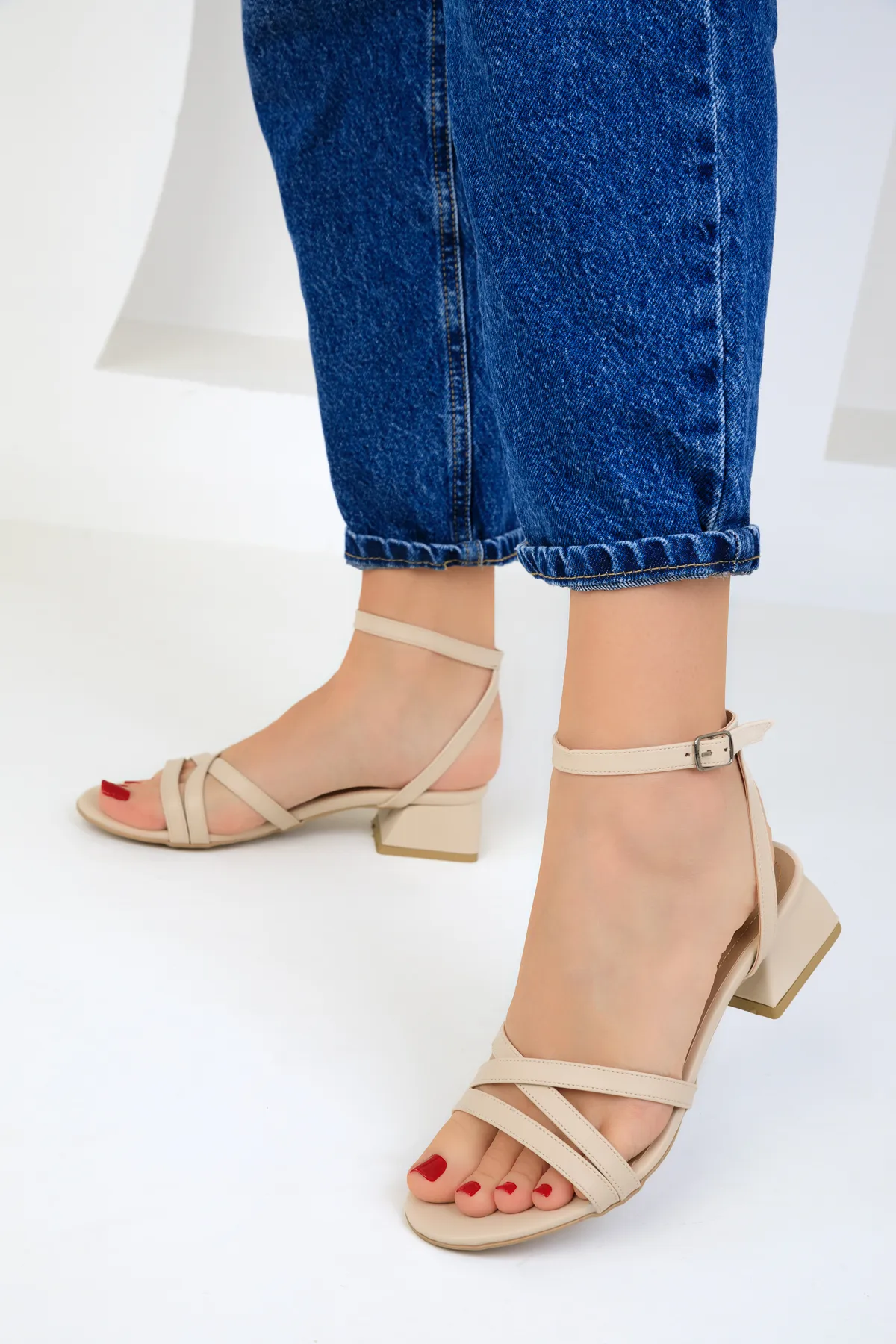 SOHO  Beige klassische Damenschuhe mit Absatz 18959