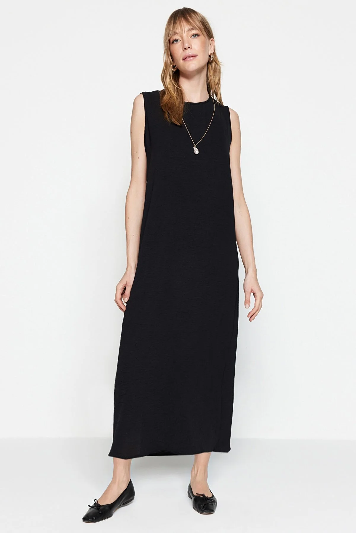 Trendyol Modest  Schwarzes Dessous-Aerobin-Kleid mit gewebtem Futter TCTSS23EB00146