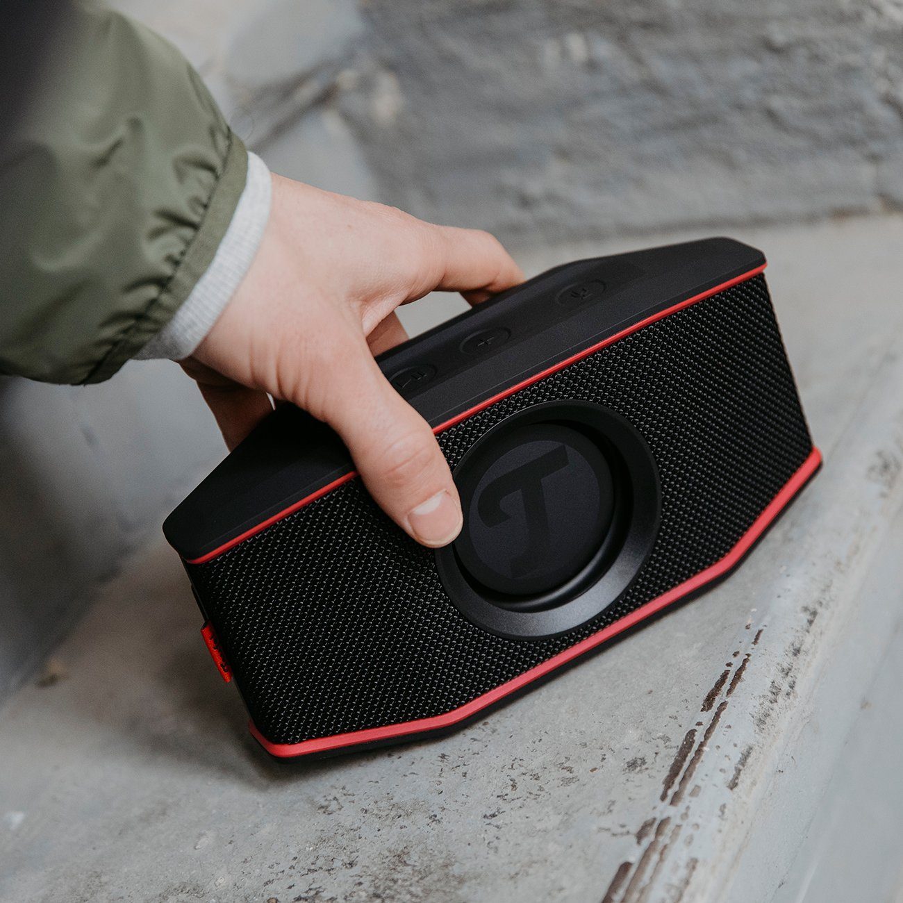Teufel ROCKSTER GO Wireless Lautsprecher (Bluetooth, 8 W, Wasserdicht nach IPX7)