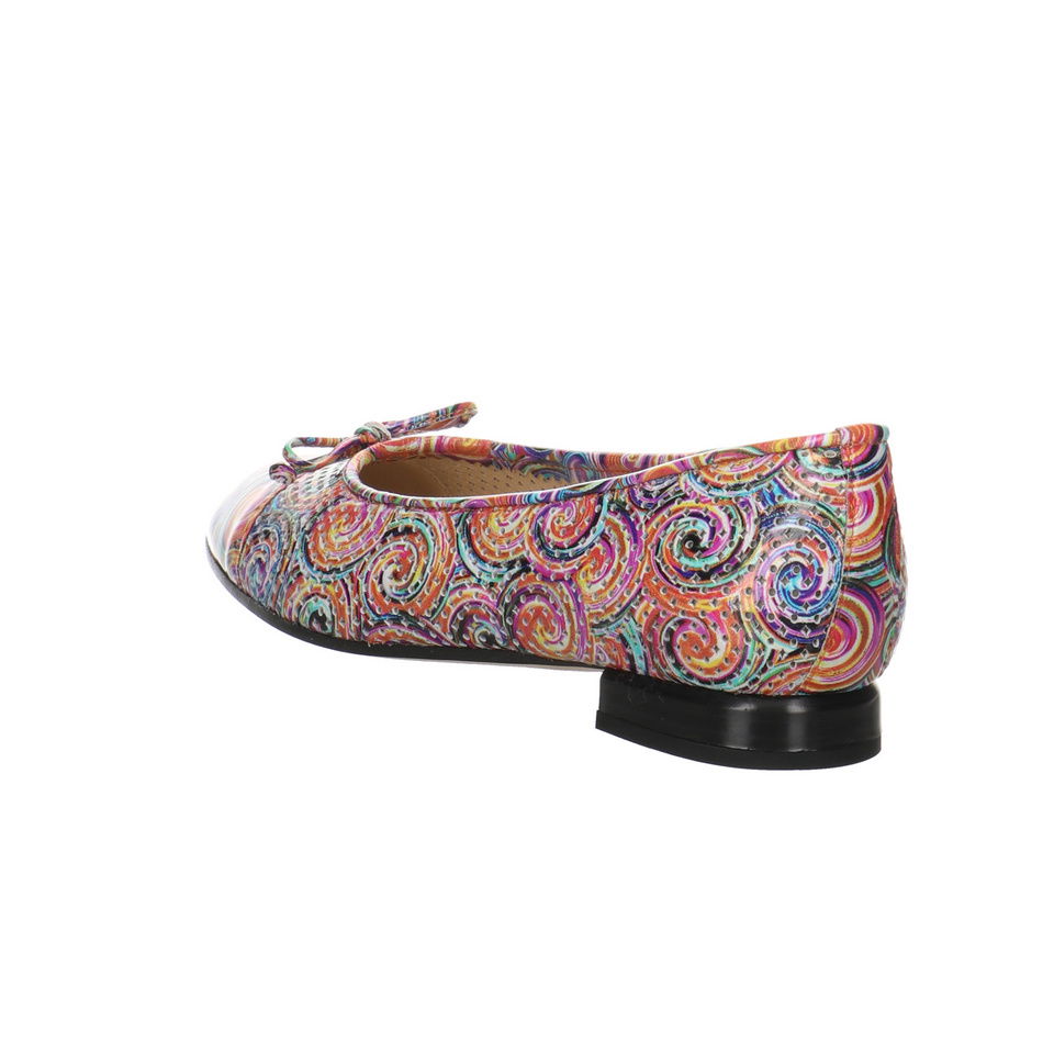 Brunate Ballerina