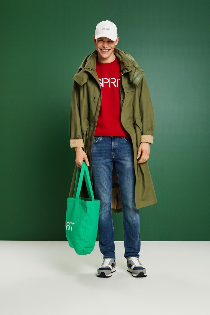 Jeans mit schmaler Passform und mittelhohem Bund