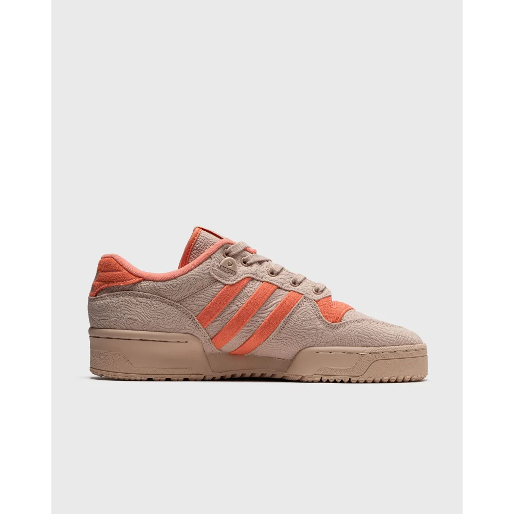 adidas Rivalry Low TR IE1666 / braun