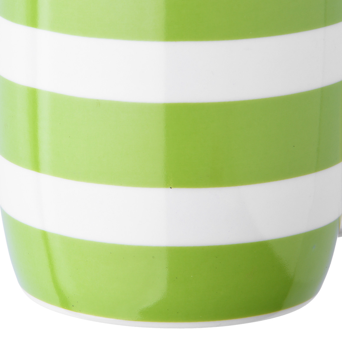 Tasse mit weißen Streifen