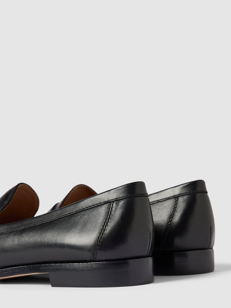 Penny-Loafer aus Leder mit Label-Detail Modell 'WYNNIE' in schwarz