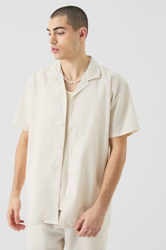 Kurzärmliges Oversize Leinen-Hemd & Shorts