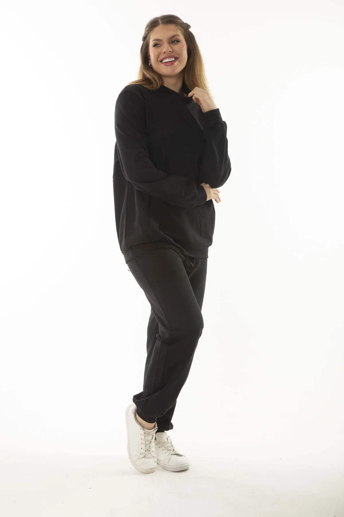 Şans  Schwarzer Damenanzug mit Kängurutasche und Kapuzen-Sweatshirt in großer Größe, geknöpft, Anzug 65N37053