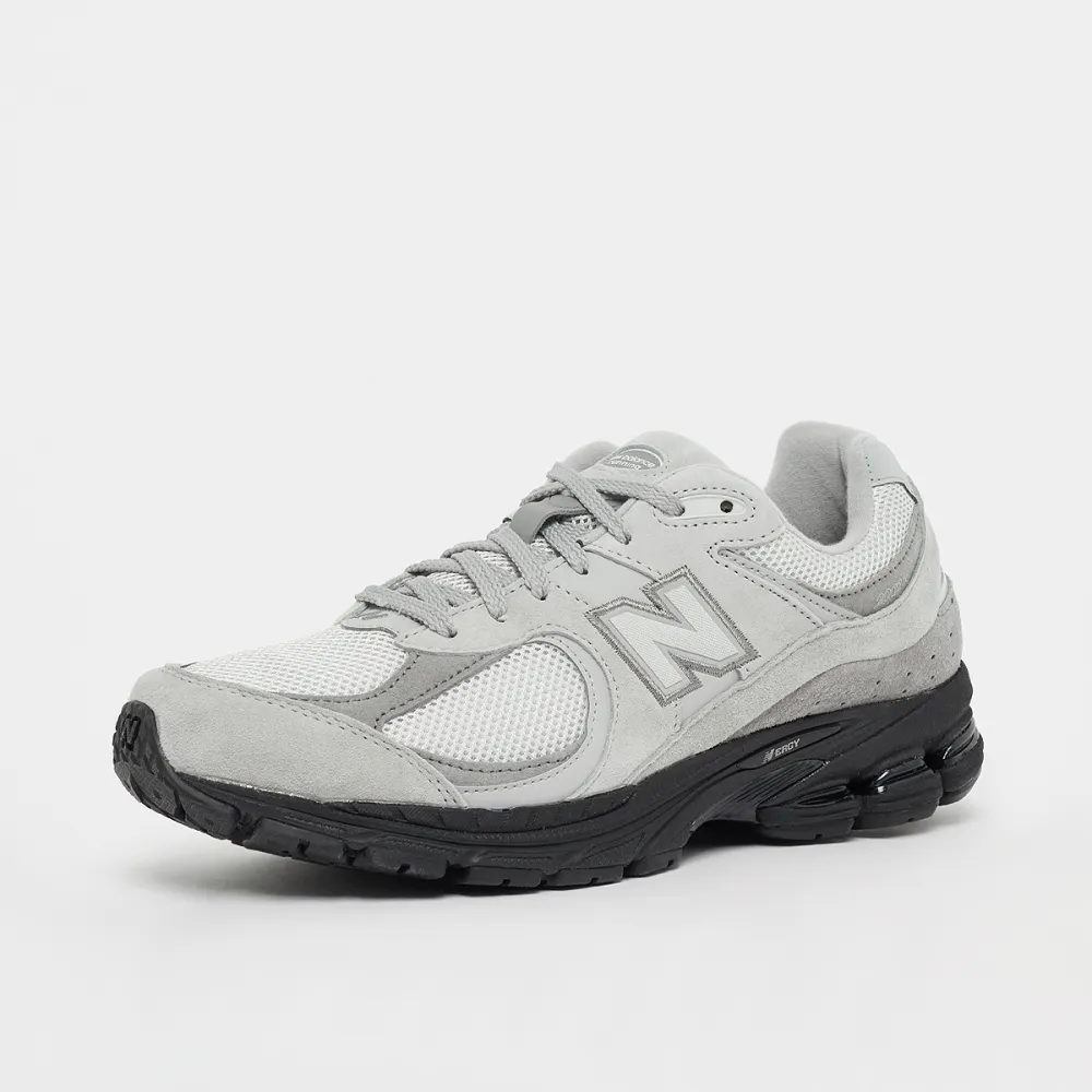 New Balance 2002 M2002RZG / grau