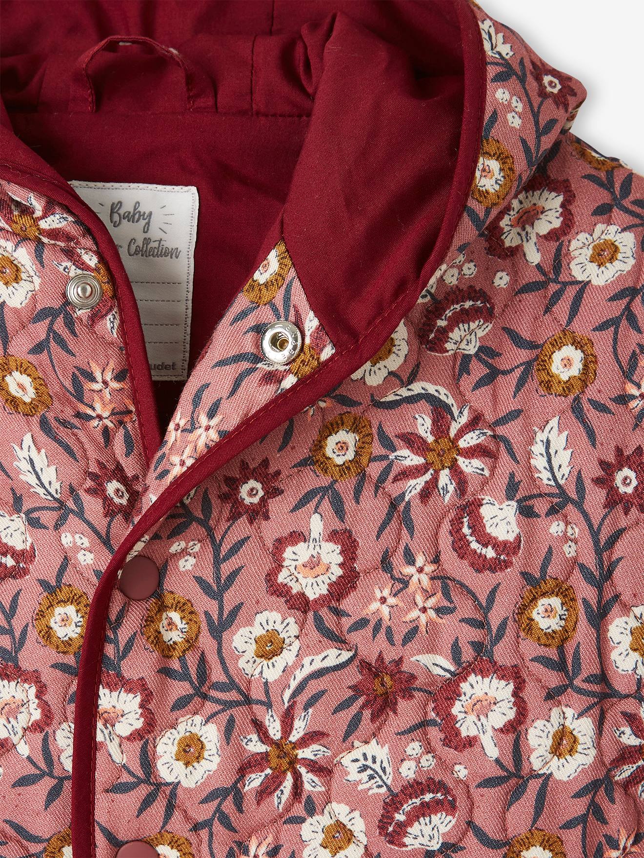Veste matelassée bébé avec capuche bordeaux imprimé