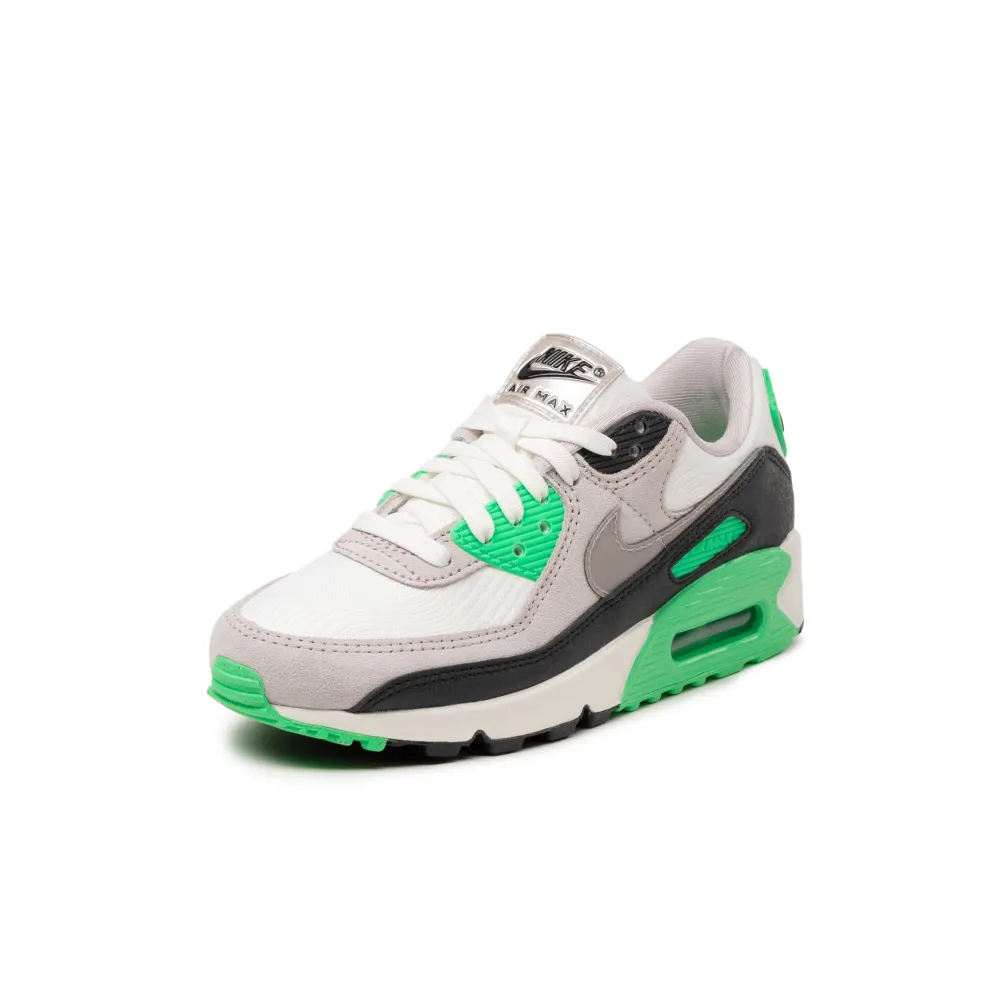 Nike AIR MAX 90 FJ3208-001 / grün