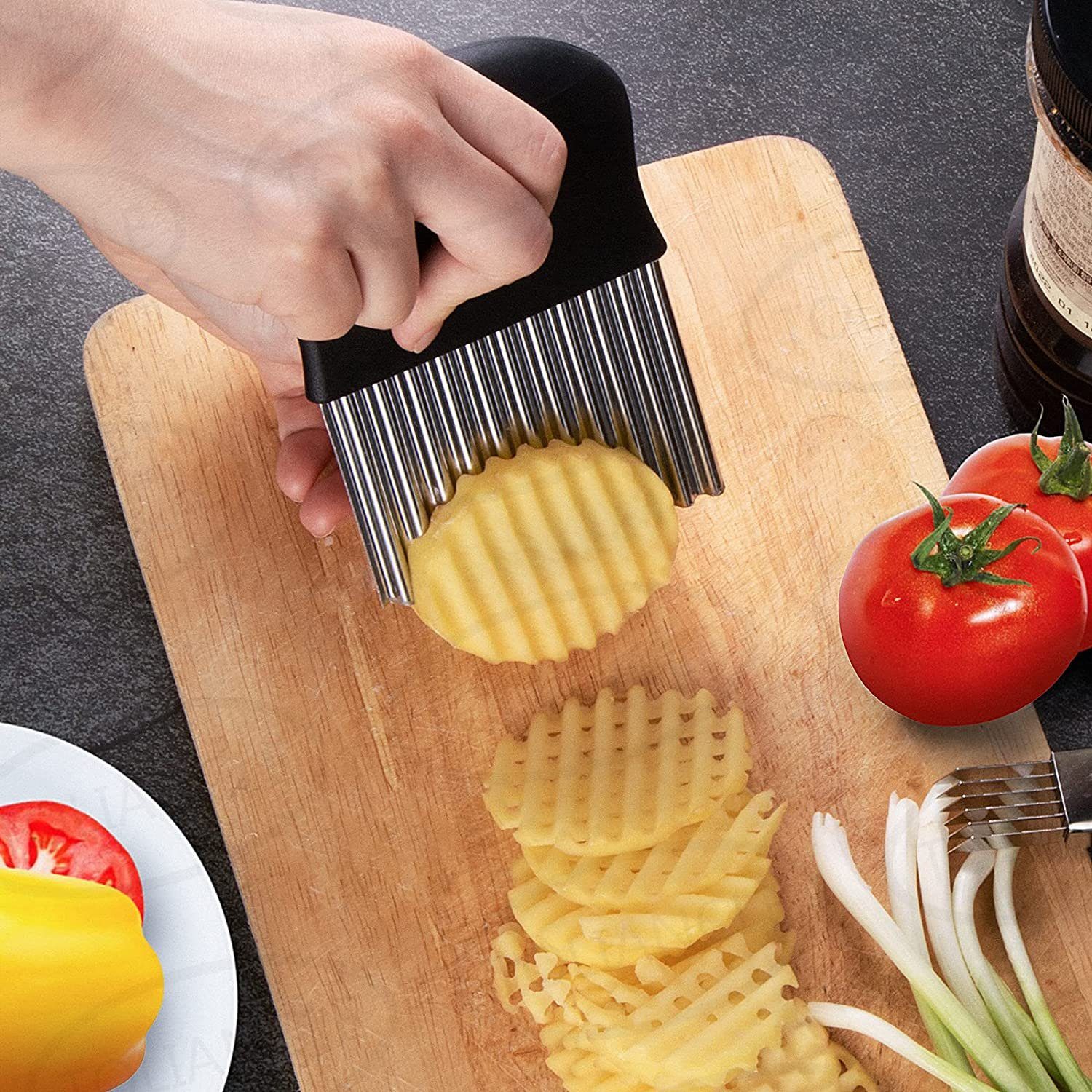 Daskoo Gemüseschneider 3 in 1 Mehrzweck Slicer Schäler Edelstahl Reibe Cutter Shredder