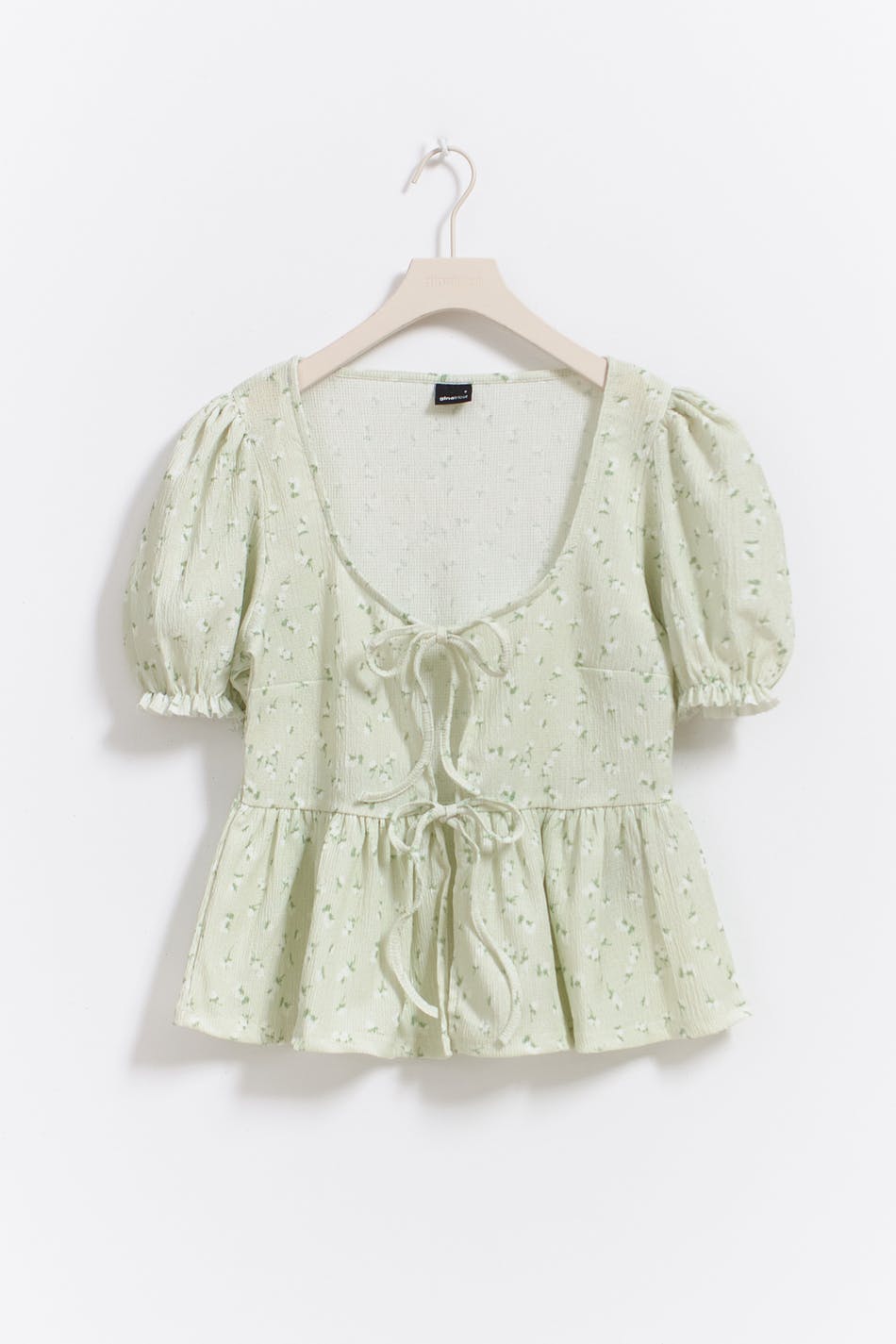 Tie front top