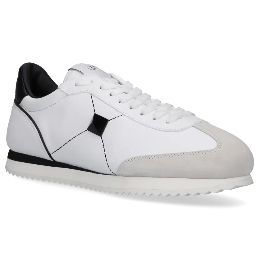 Valentino Garavani - Sneaker low STUD AROUND Kalbsleder - weiß