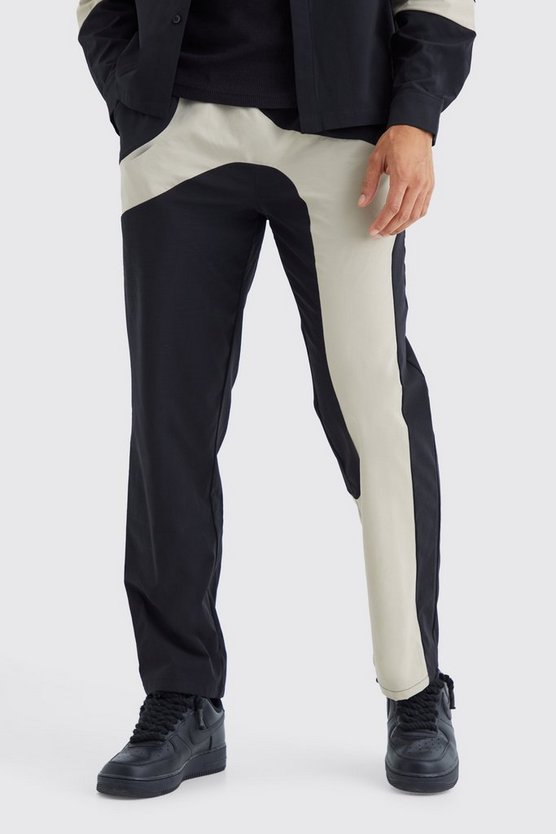 Gerade Hose mit elastischem Bund