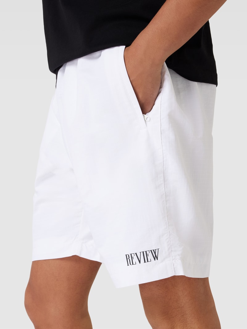 Shorts mit Label-Print in weiß