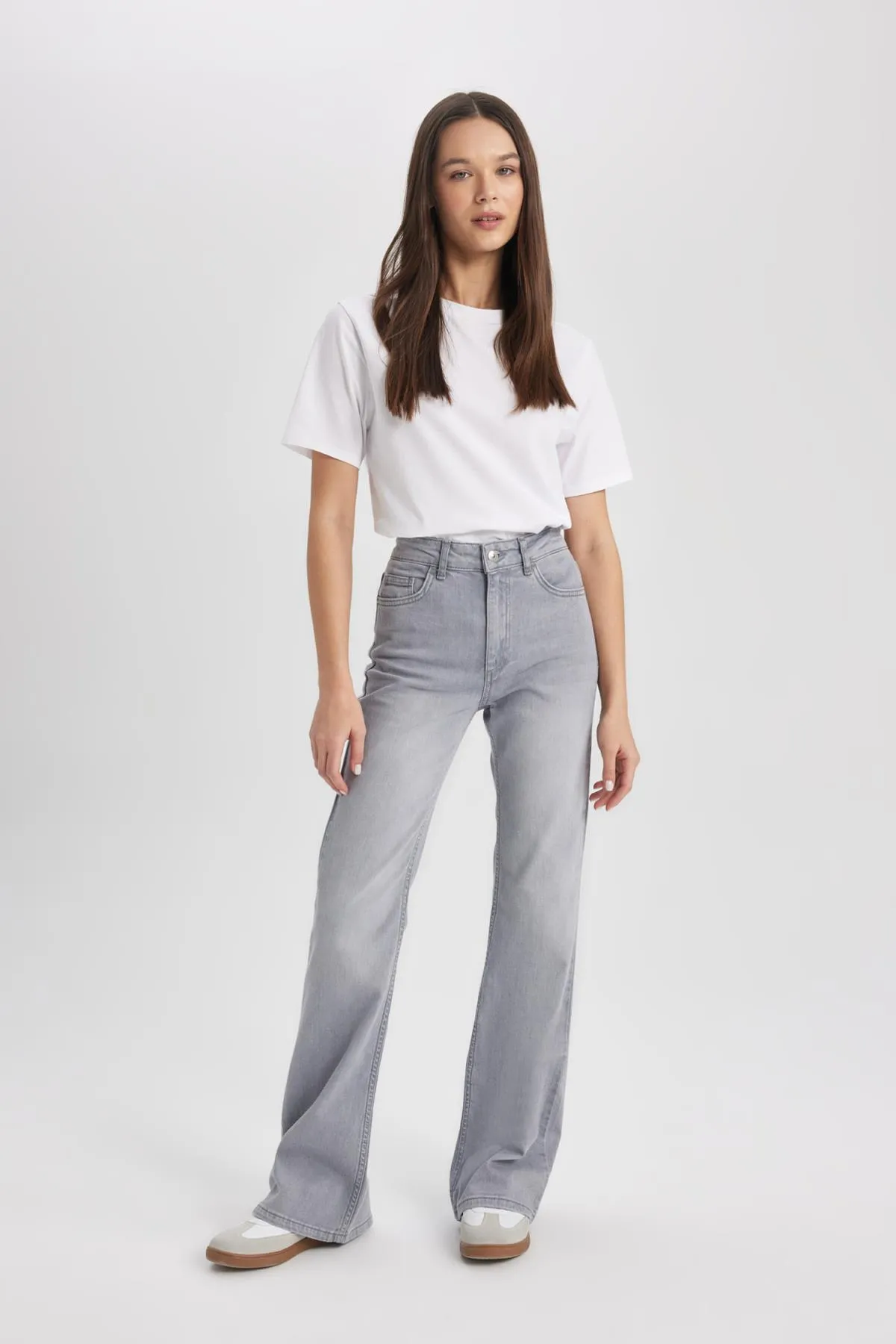 DeFacto  Mia Flare Fit - Lange Jeans mit normaler Taille B7051ax24sp