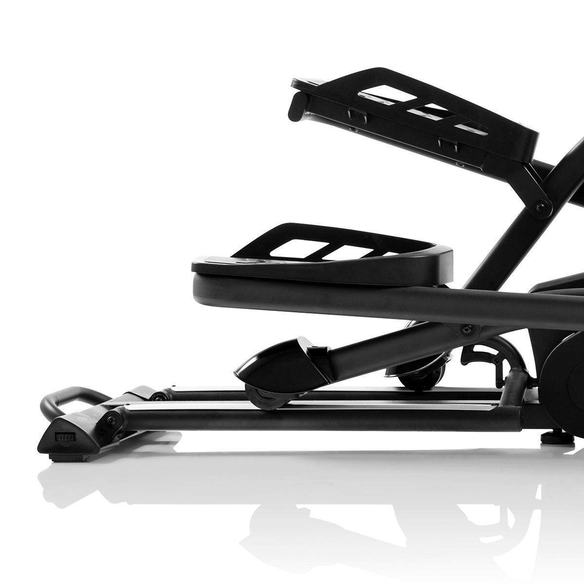 Hammer Crosstrainer SpeedMotion II, 3-fache Steigung, 24 Programme, Zwift & Kinomap