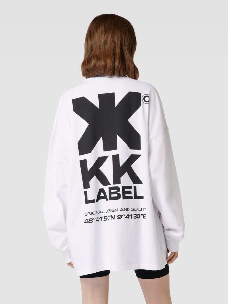 Oversized Longsleeve mit Label-Print in weiß