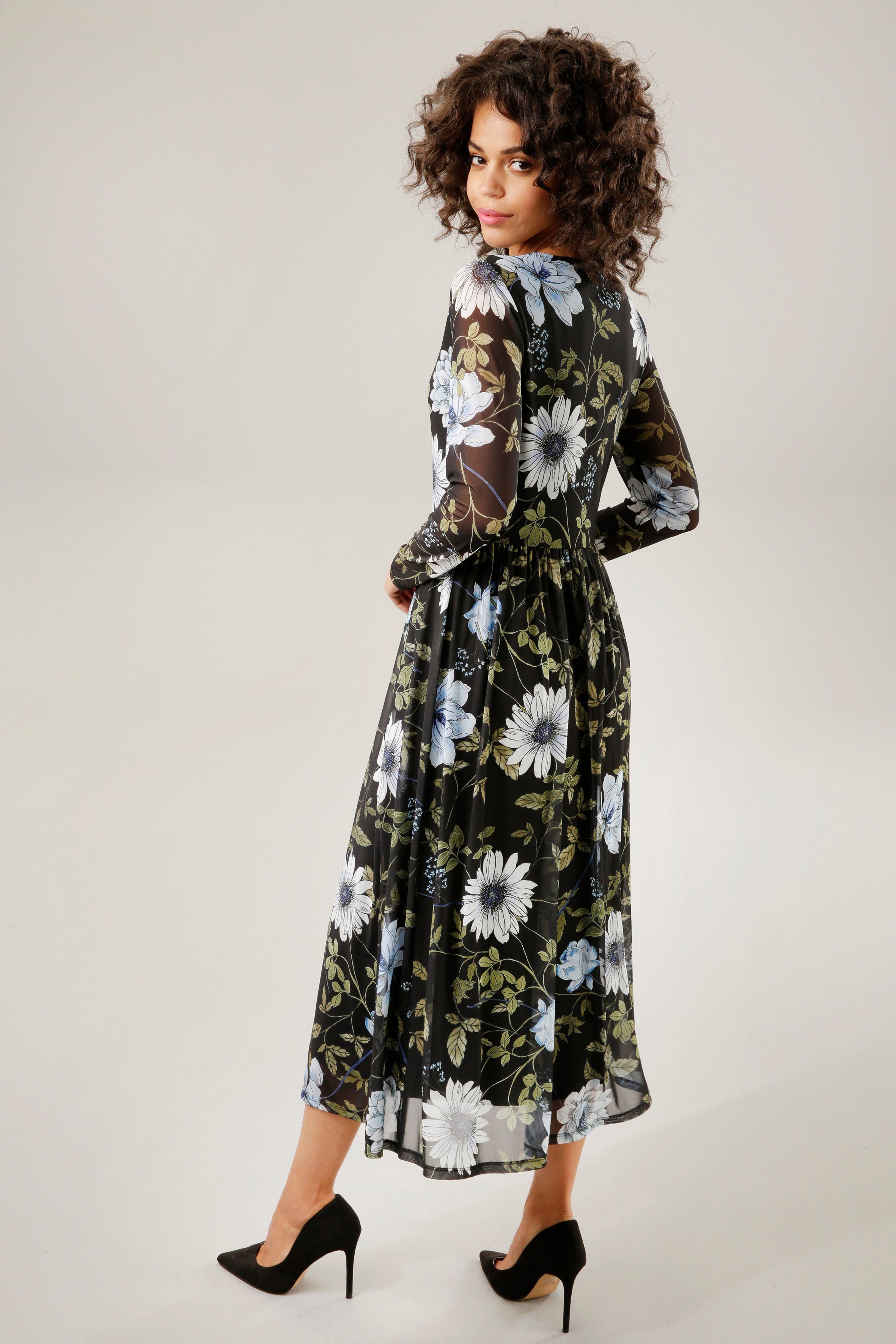 Aniston CASUAL Midikleid mit großflächigem Blüten- und Blätterdruck