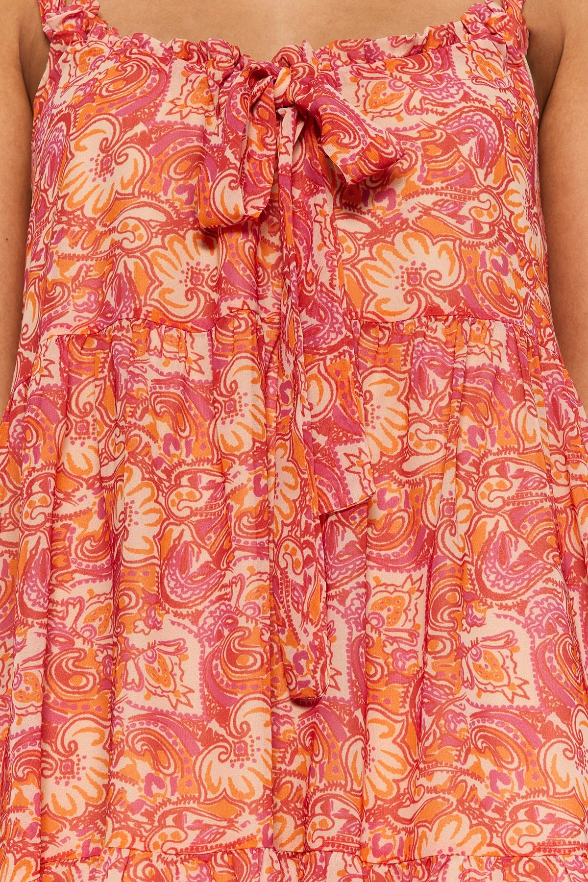 Trendyol Collection  Mehrfarbiges, weit geschnittenes Maxi-Webkleid zum Binden TWOSS23EL02120