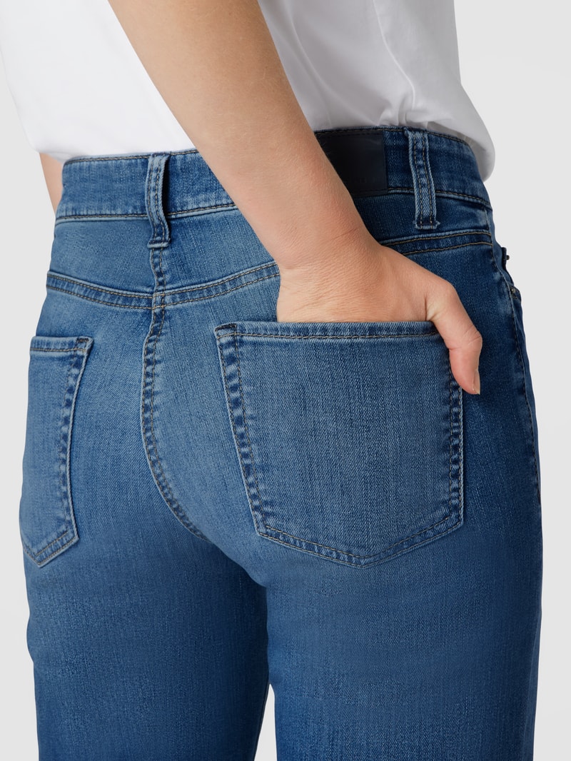 Jeans in 5-Pocket-Design Modell 'PARIS EASY KICK' in blau