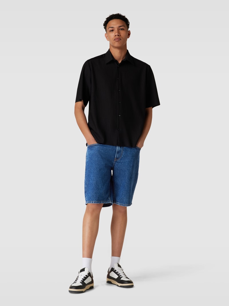 Loose Fit Jeansshorts im Destroyed-Look in jeans