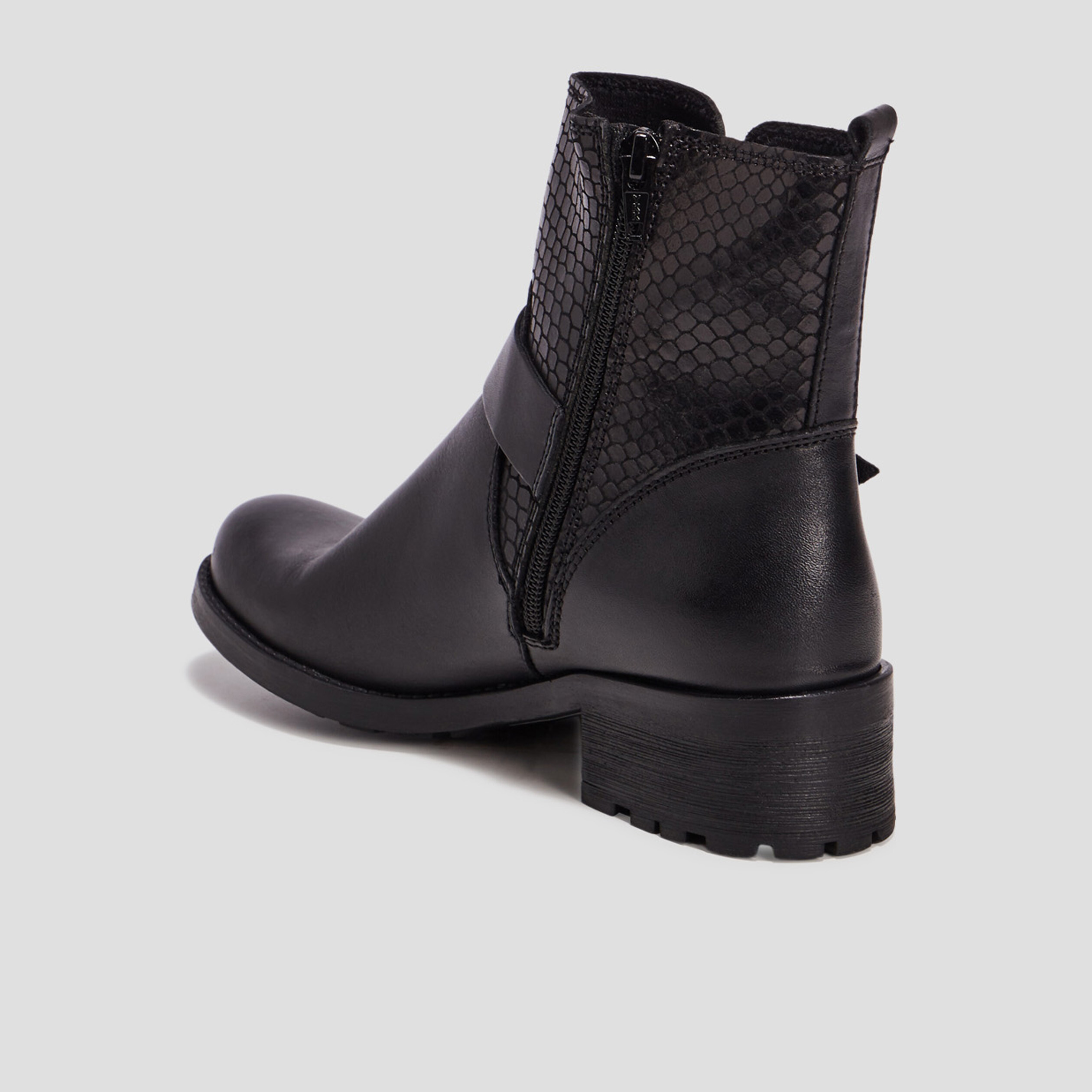 Bottines en cuir noir femme | La Halle