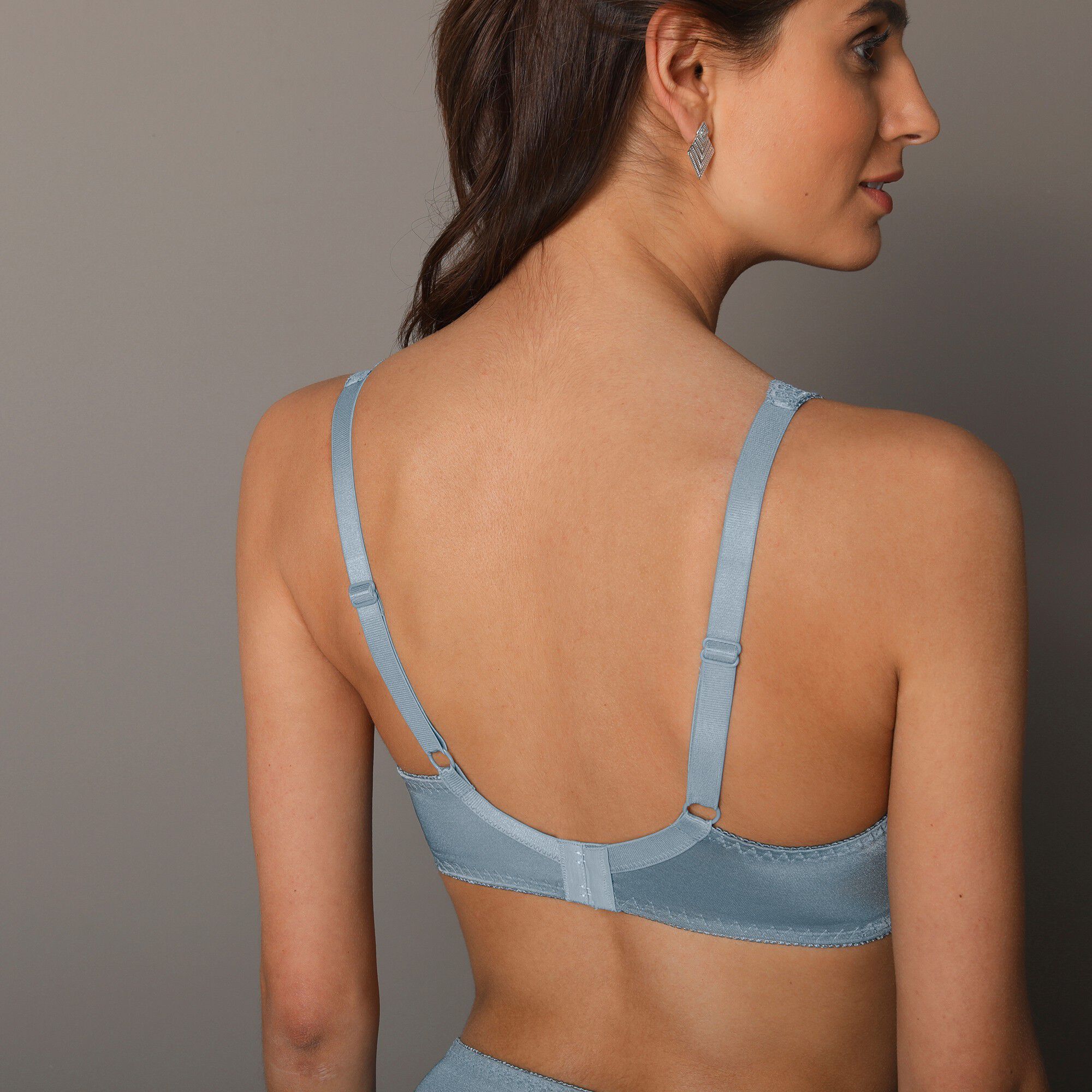 Soutien-gorge maille satinée et dentelle Salford sans armatures