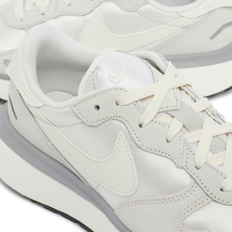 NIKE Wmns Phoenix Waffle platinum tint/pale ivory-summit white