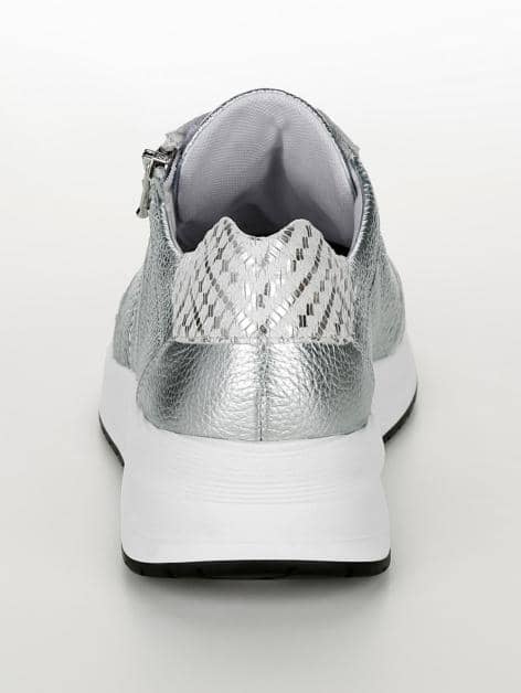 Schnürschuh