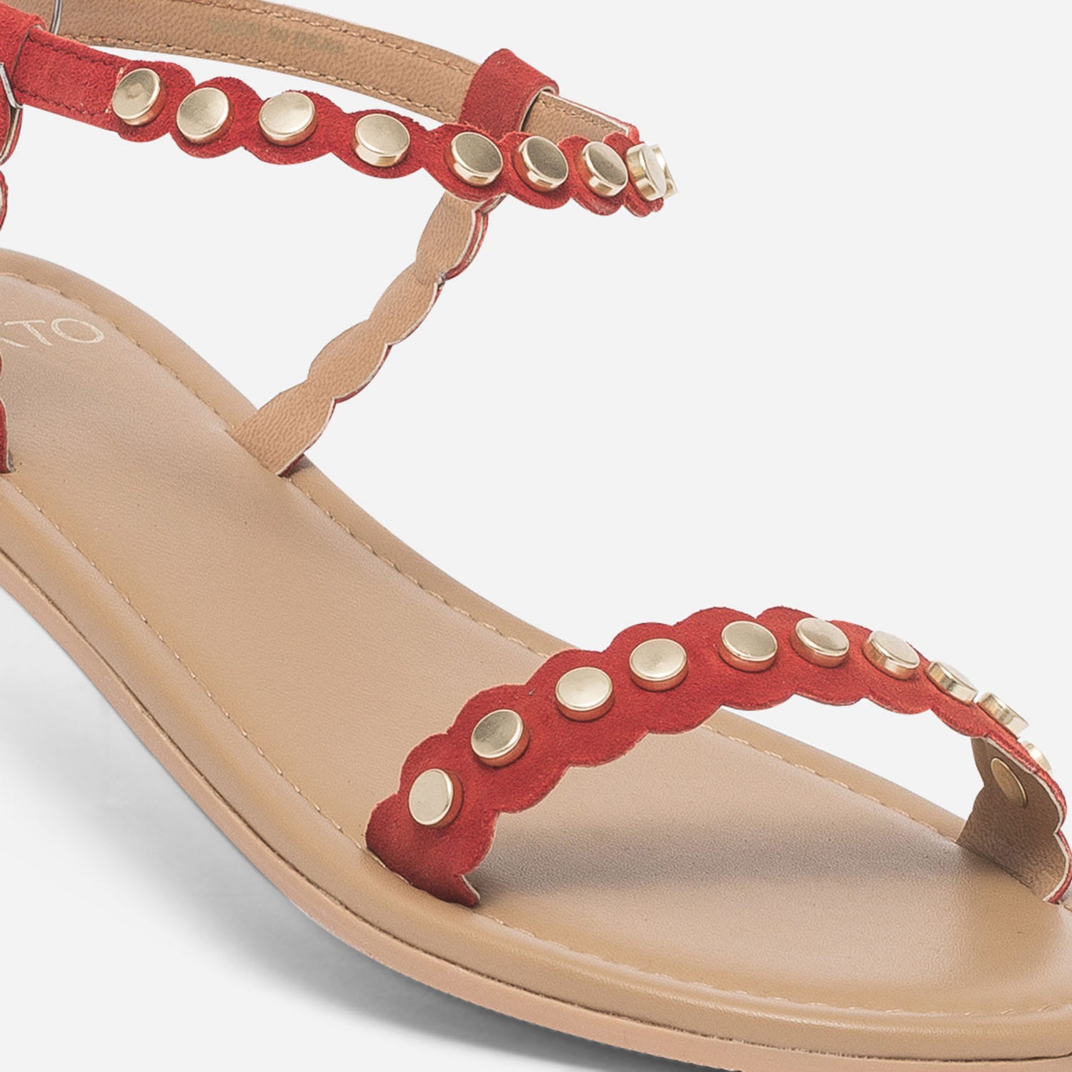 Sandale TEXTO rouge en cuir velours avec clous