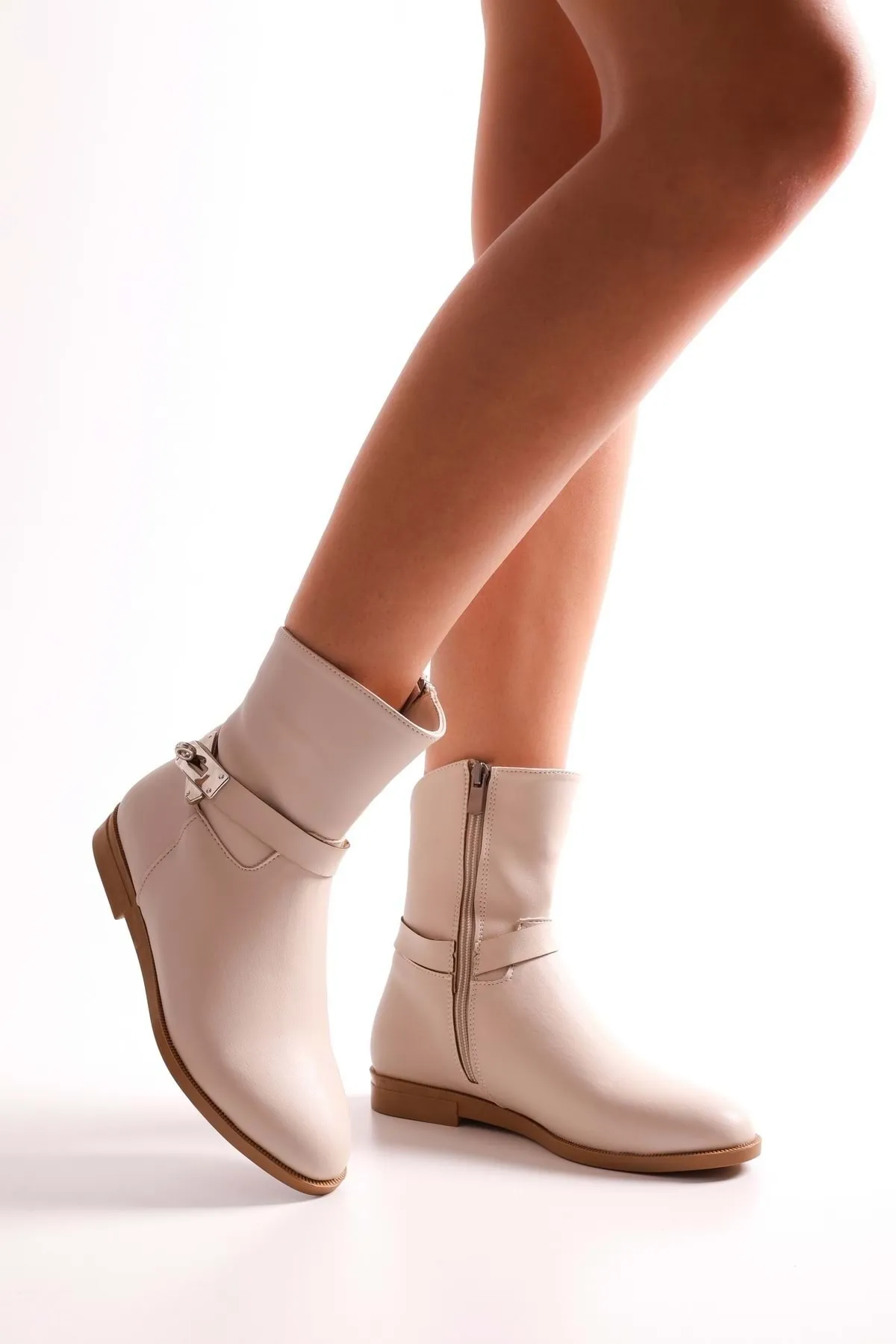 Shoeberry  Tiesel Beige Skin Damenstiefel mit Absatz Beige Skin