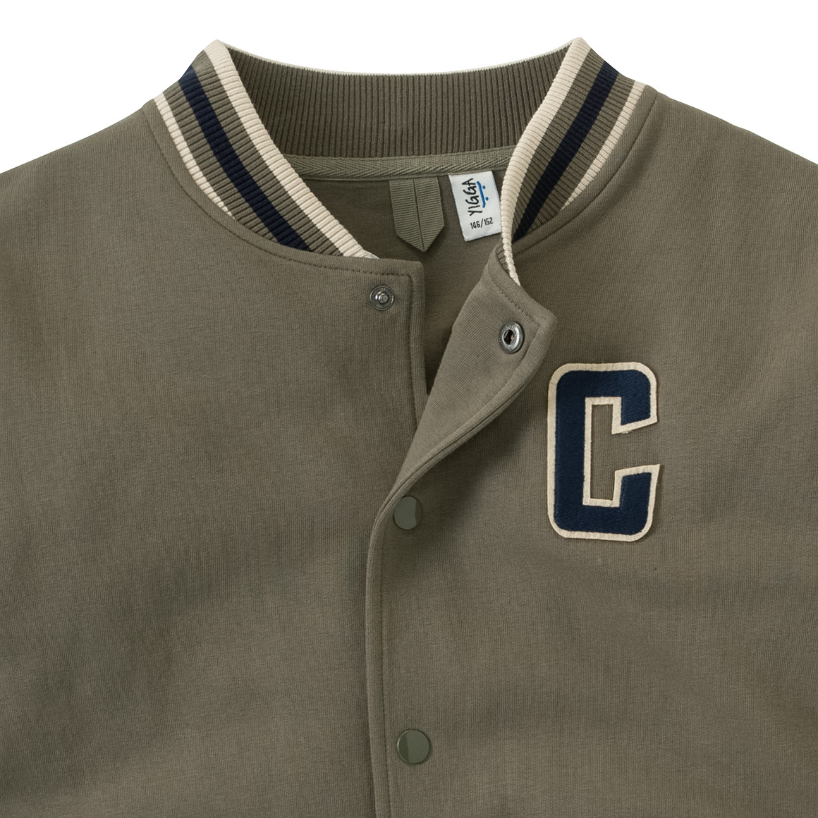 Jungen Sweatjacke im College-Style