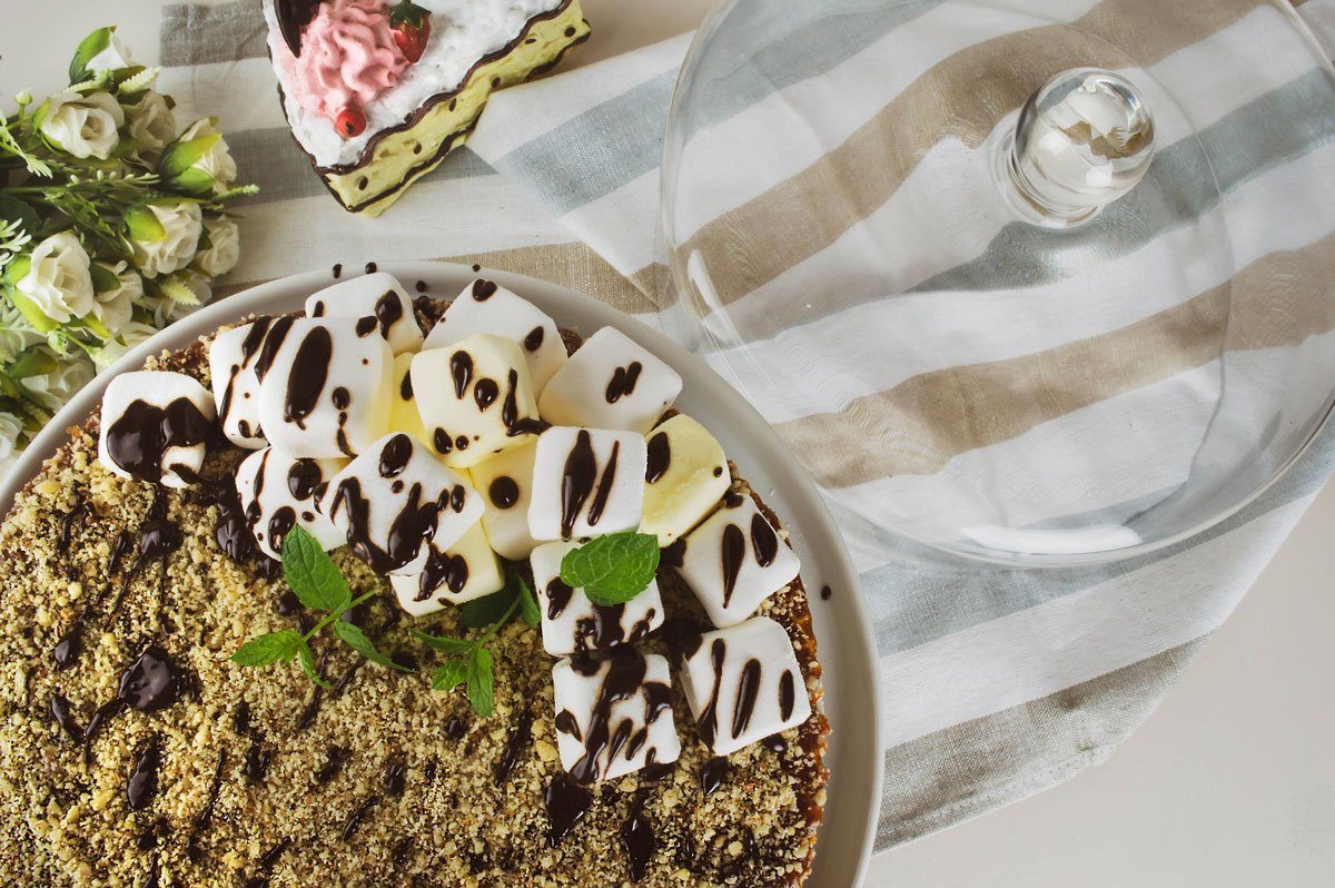 Sendez Tortenplatte Glasglocke Kuchenglocke Käseglocke Fuß aus Porzellan Tortenplatte Kuchenplatte