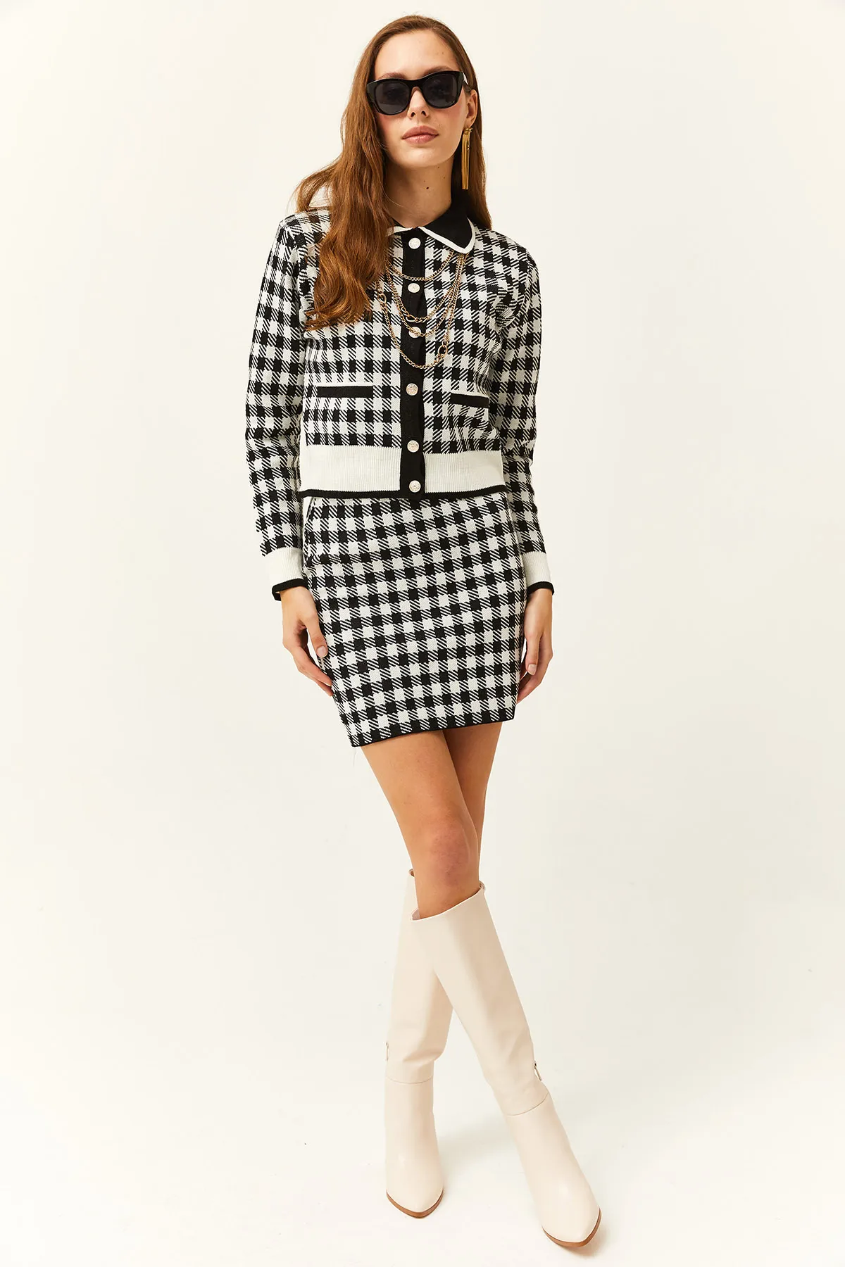Olalook  Schwarzes Strickwaren-Set für Damen, Oberteil mit Knopfleiste, Strickjacke, Unterteil, Minirock
