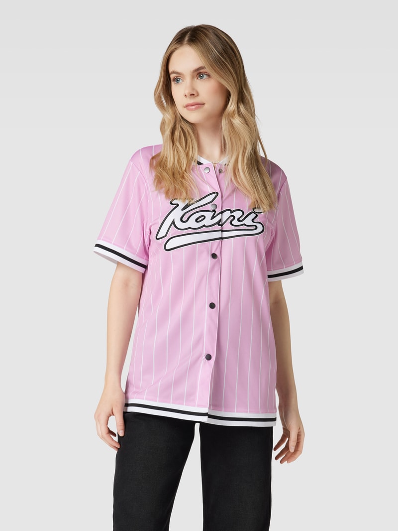T-Shirt mit Knopfleiste in pink