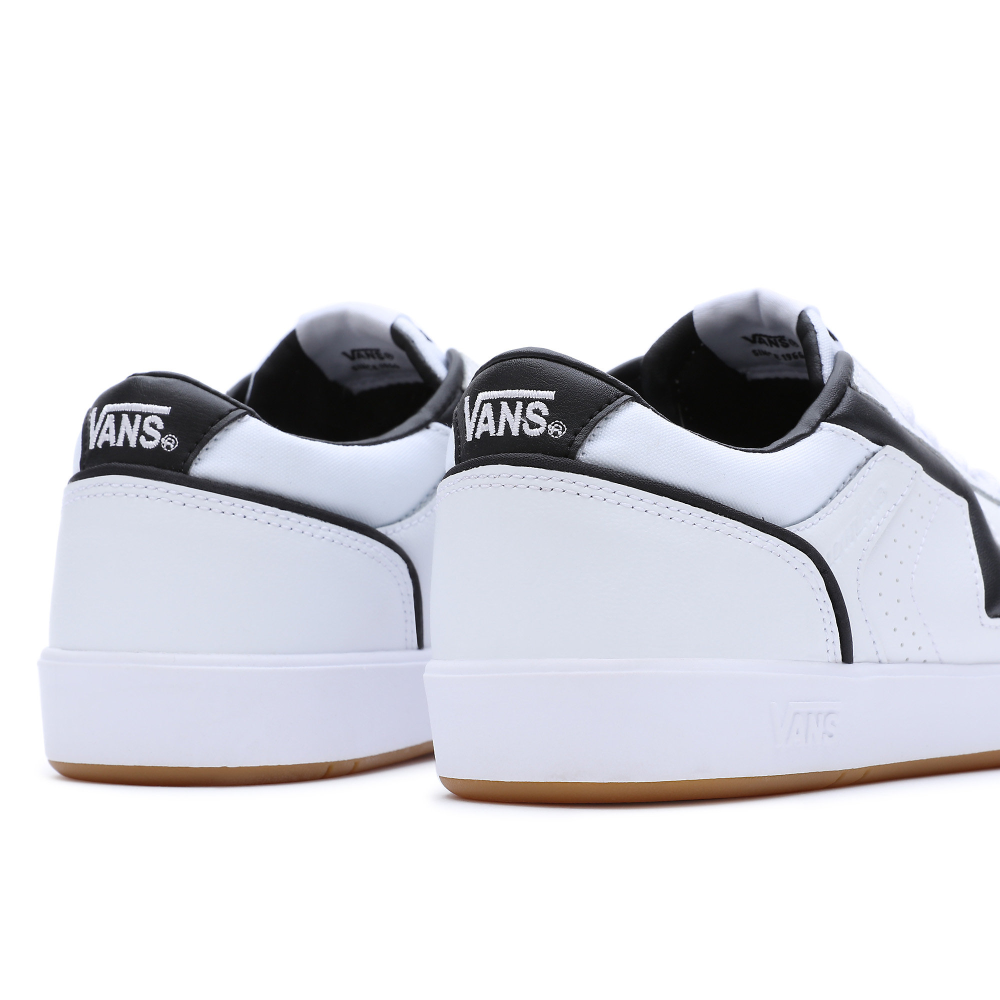 Vans Lowland CC JMP R VN0007P2TWB / weiss