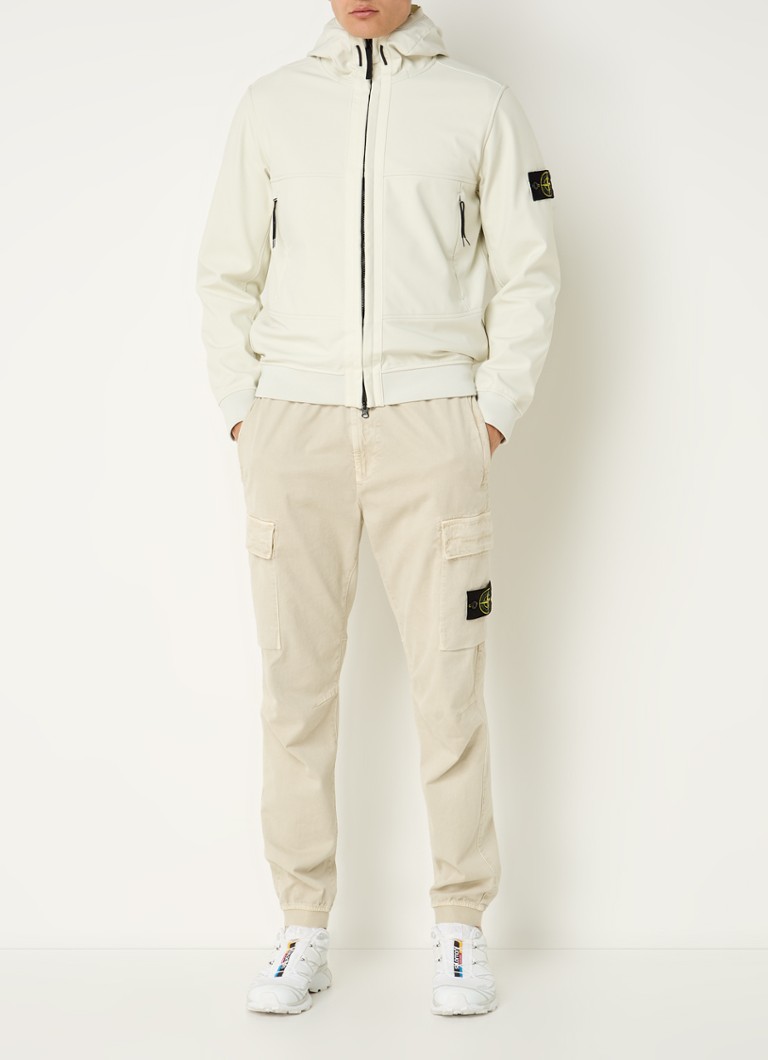 Μπουφάν Stone Island 8115Q softshell με τσέπες με φερμουάρ και λογότυπο