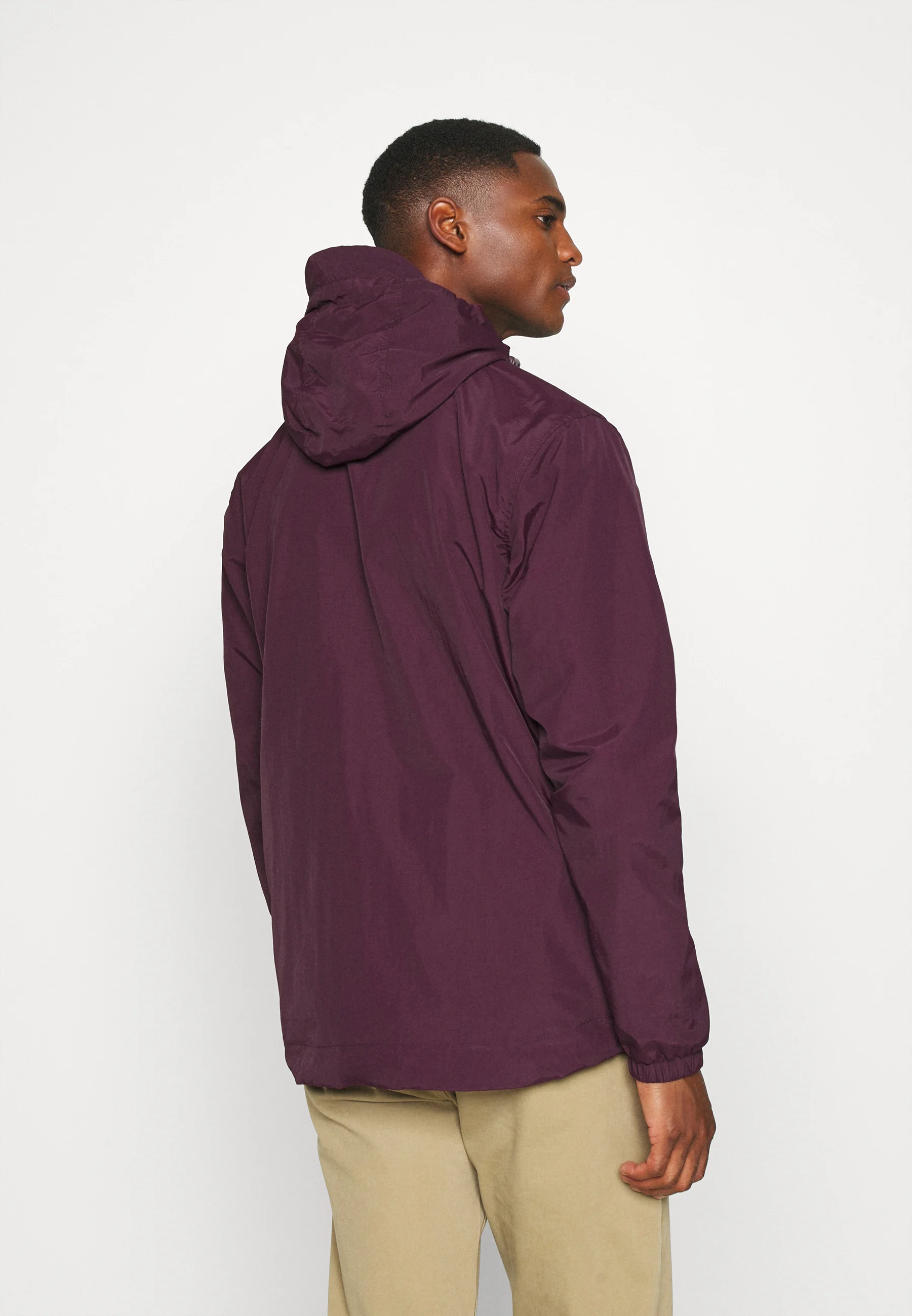 Chaqueta con capucha y cremallera Lyle & Scott - Chaqueta ligera