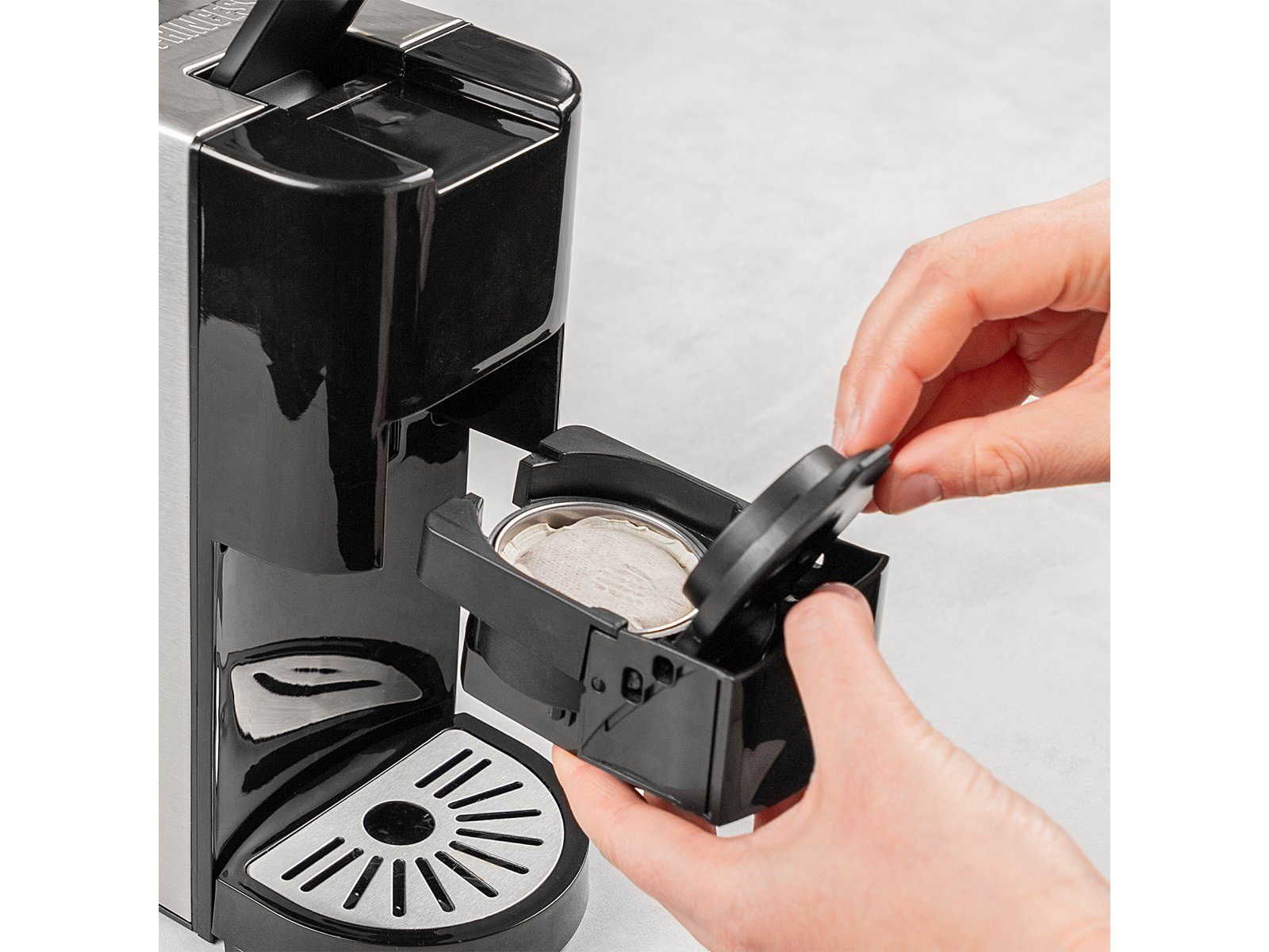 PRINCESS Kapselmaschine, auch für Kaffee-Pulver mit abnehmbarem Wassertank Kaffeemaschine klein