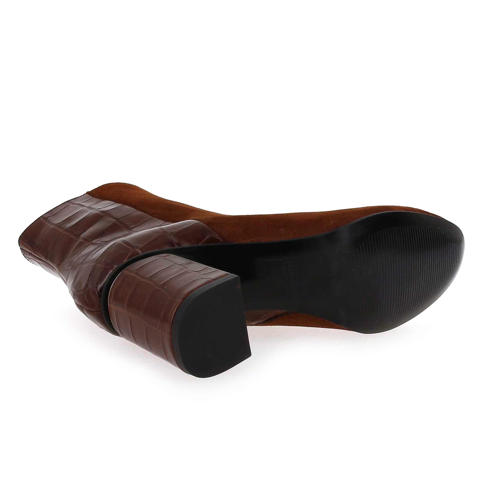 J Hay  2880 - Cognac