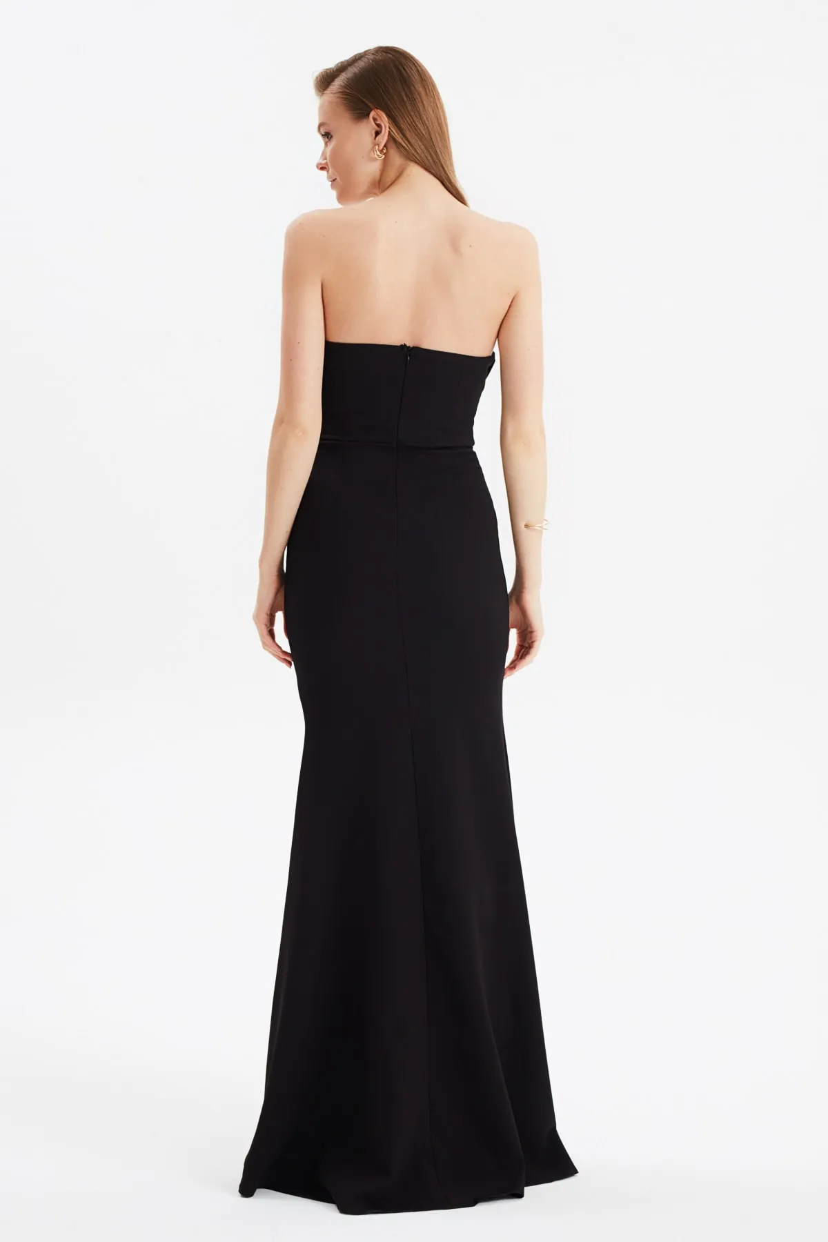 Trendyol Collection  Schwarzes langes Abendkleid mit Kragendetail TPRSS21AE0121