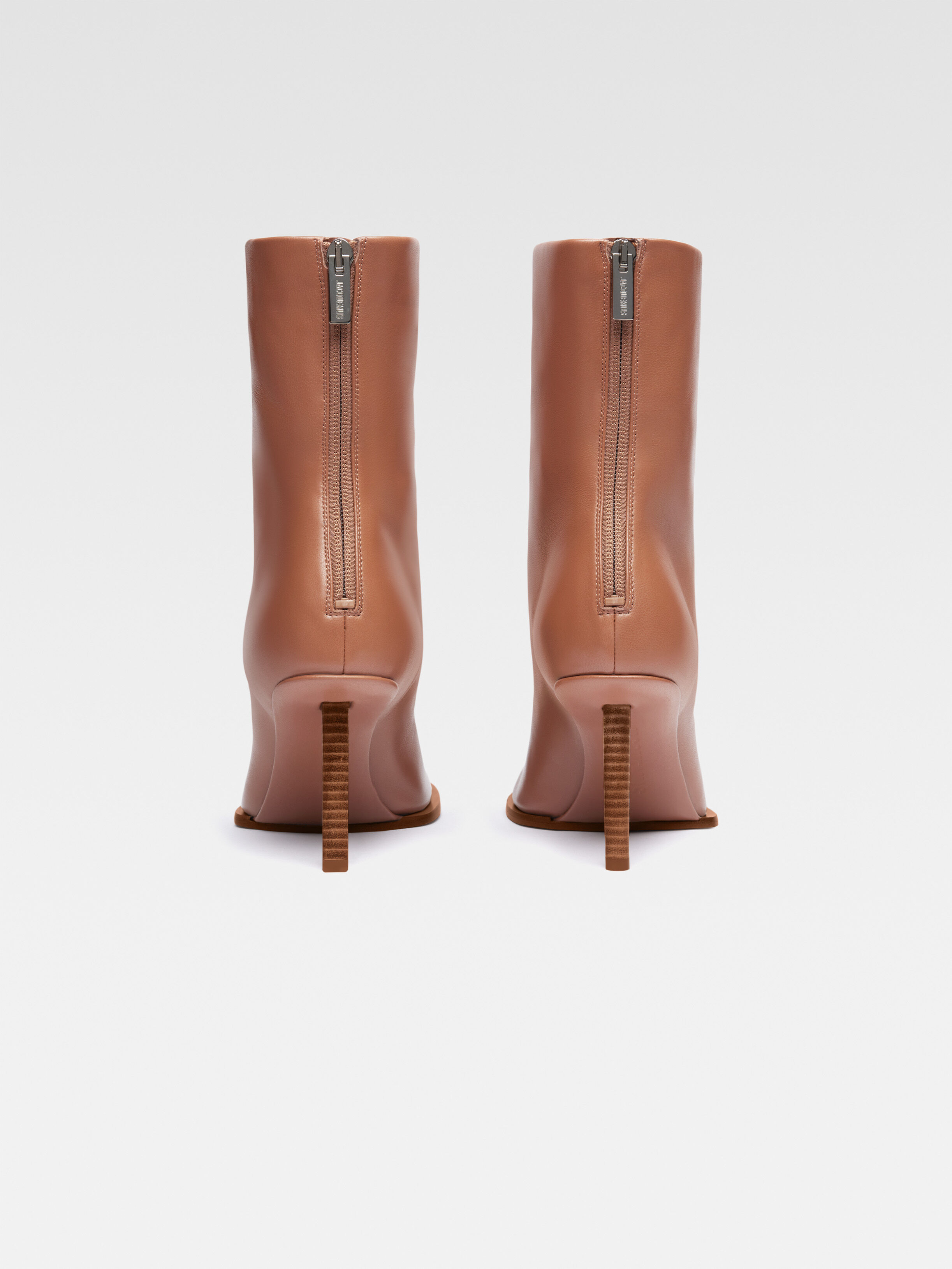 Les bottines rond carré