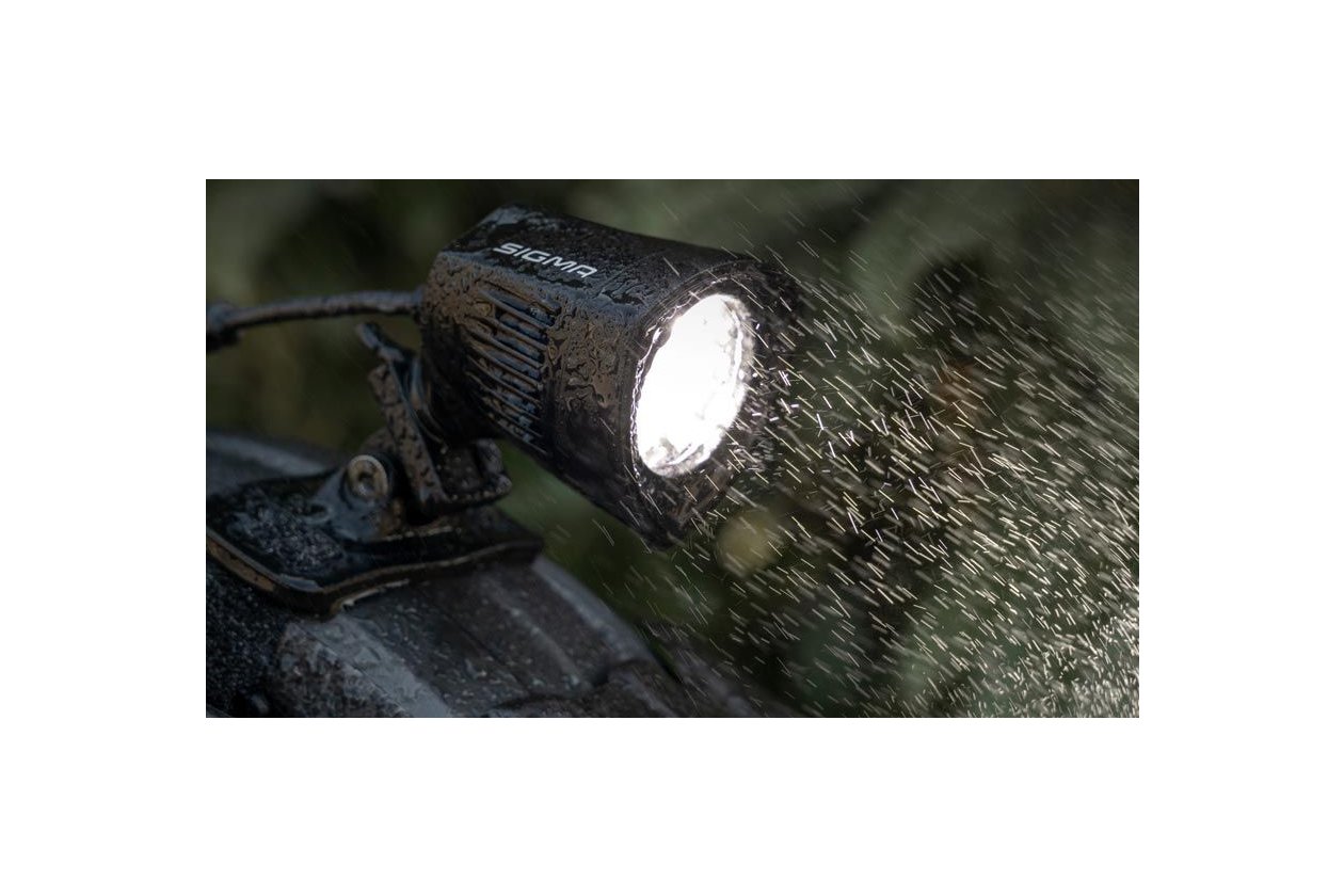 Sigma Buster 2000 HL Helmlampe