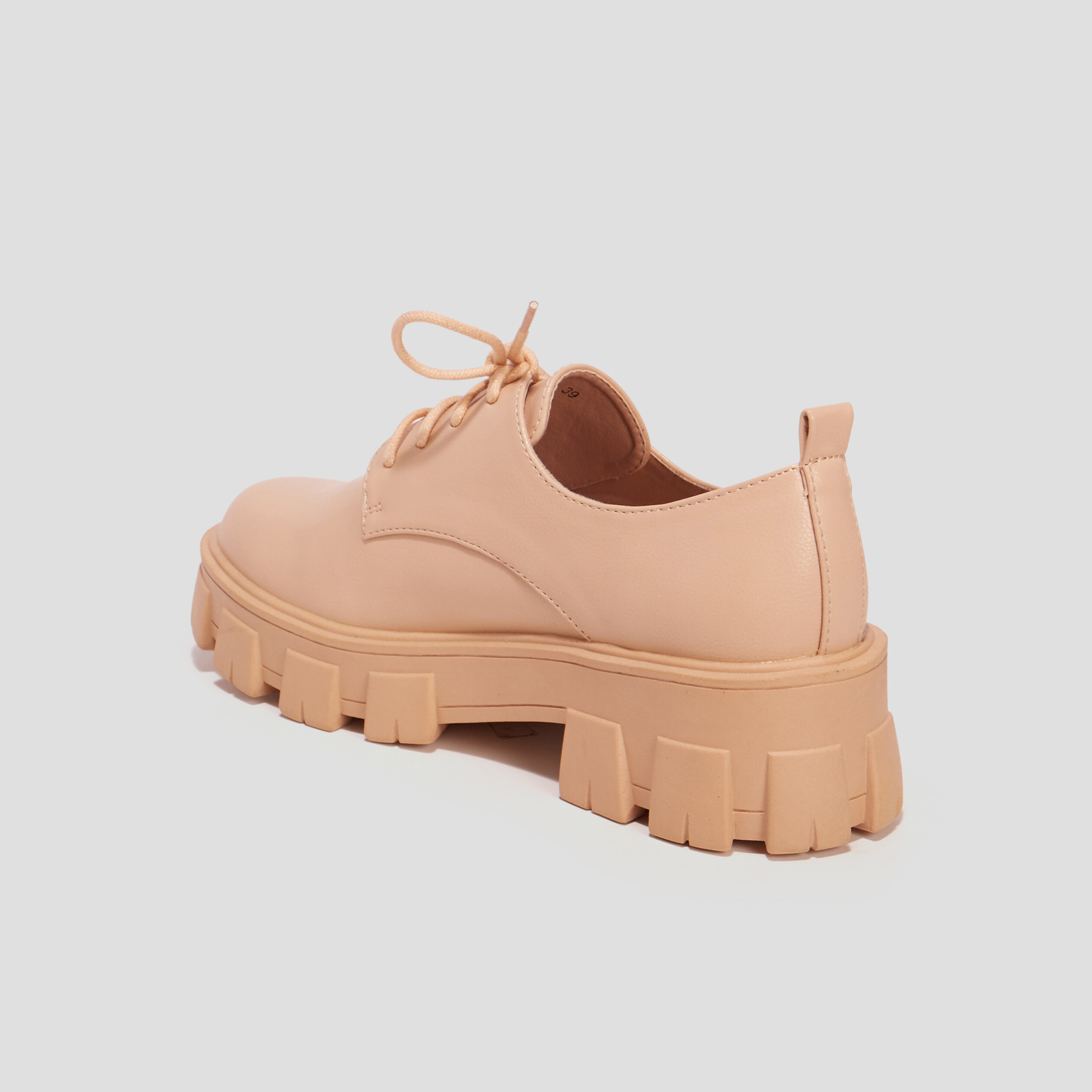 Derbies à lacets Liberto sable femme | La Halle
