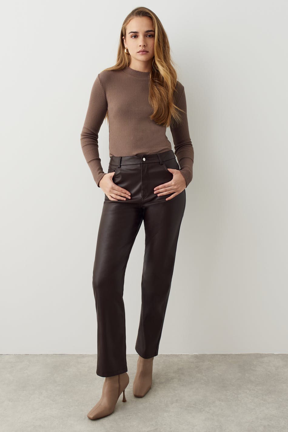 Long sleeve rib top